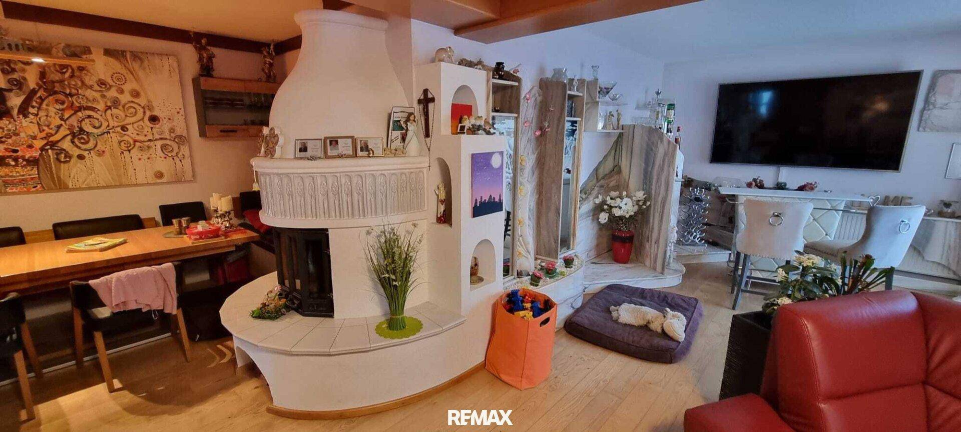 02 Wohnzimmer