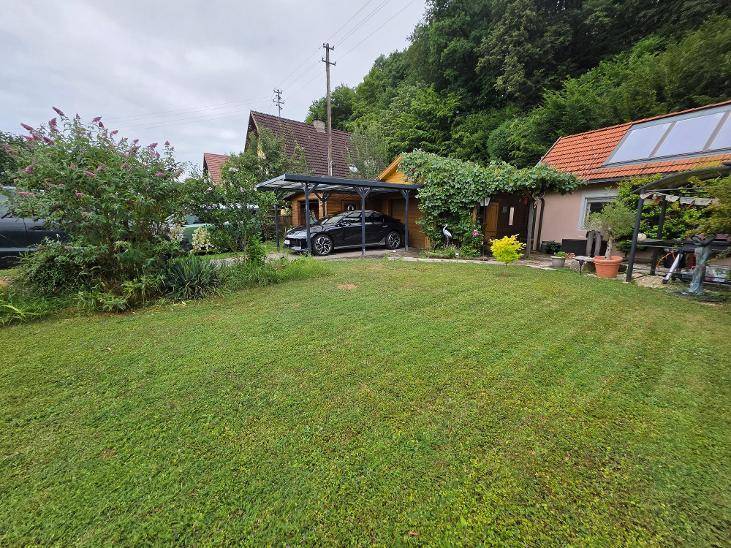 Neuer Preis: Maria Saal, Tiny House (Bungalow) ca. 60 m² , Garagen mit Carport, großes Grundstück - Ansicht 2
