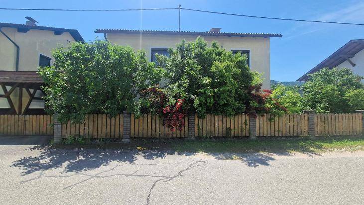 Zweifamilienhaus mit großem Keller, Garten und Carport-nur wenige Minuten von Klagenfurt entfernt. - View 6