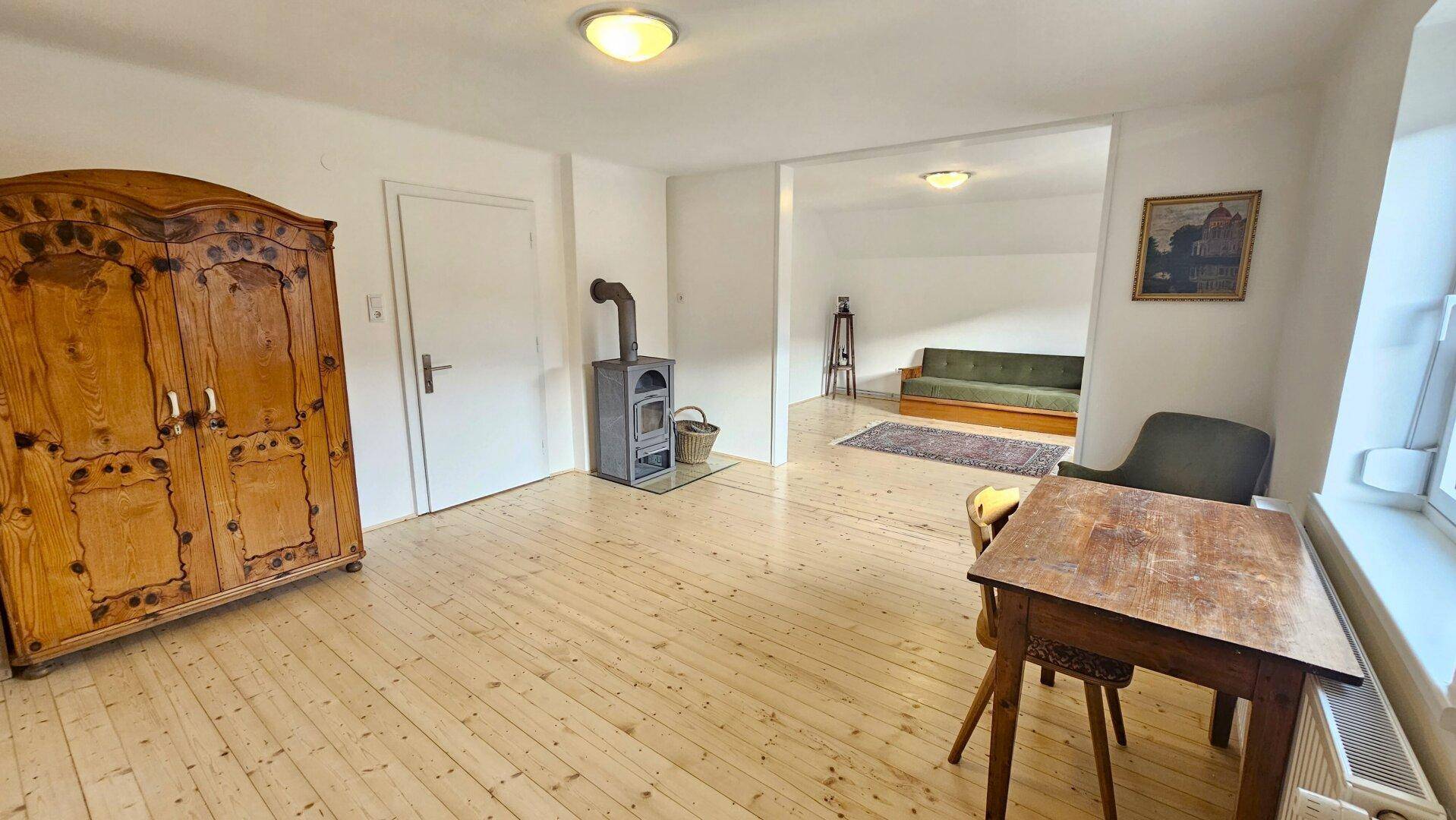 OG - Zimmer 2 und 3 - Haus - Molzbichl - mieten