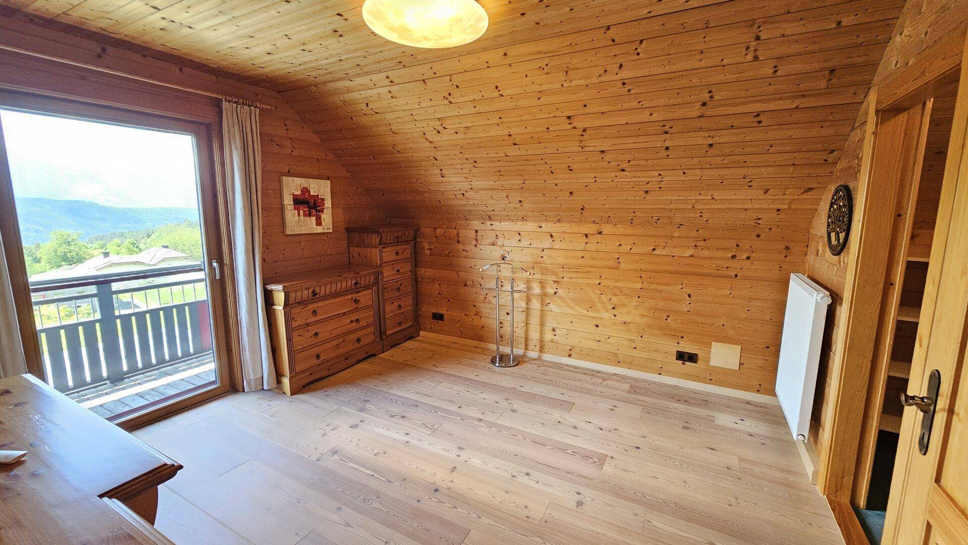 Schlafzimmer 1 inkl. Schrankraum - OG - Haus - Lammersdorf - kaufen