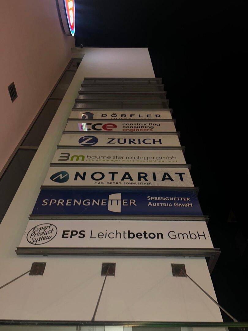 Modernes helles Büro 173 m² mit Lagerraum und Aufzug, Klimaanlage &amp; optional Tiefgarage in Feldkirchen zu vermieten! - Ansicht 4