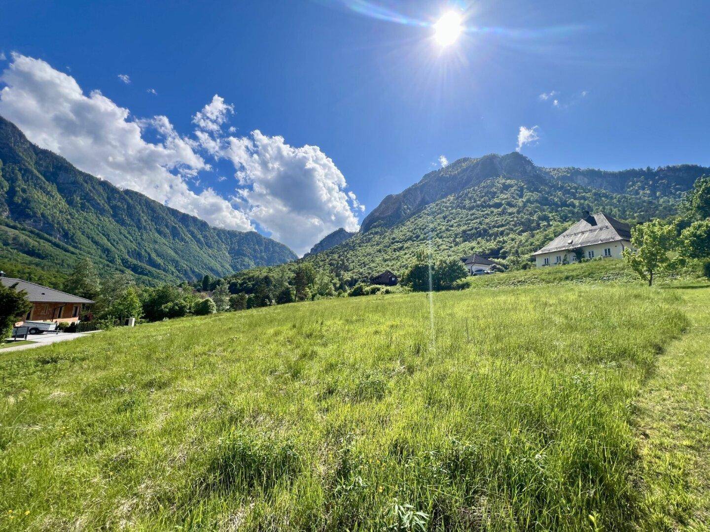 Sonniges Baugrundstück für Naturliebhaber - Ansicht 2