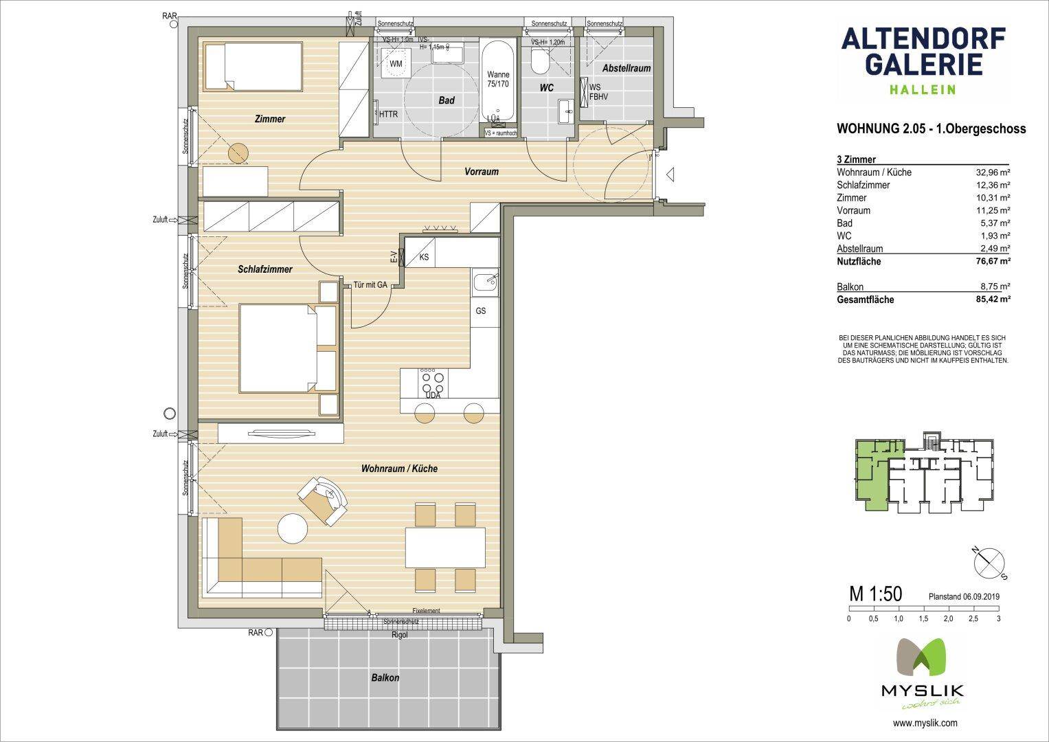Grundriss der Wohnung 2.05 im Obergeschoss mit Balkon und offener Wohnküche.