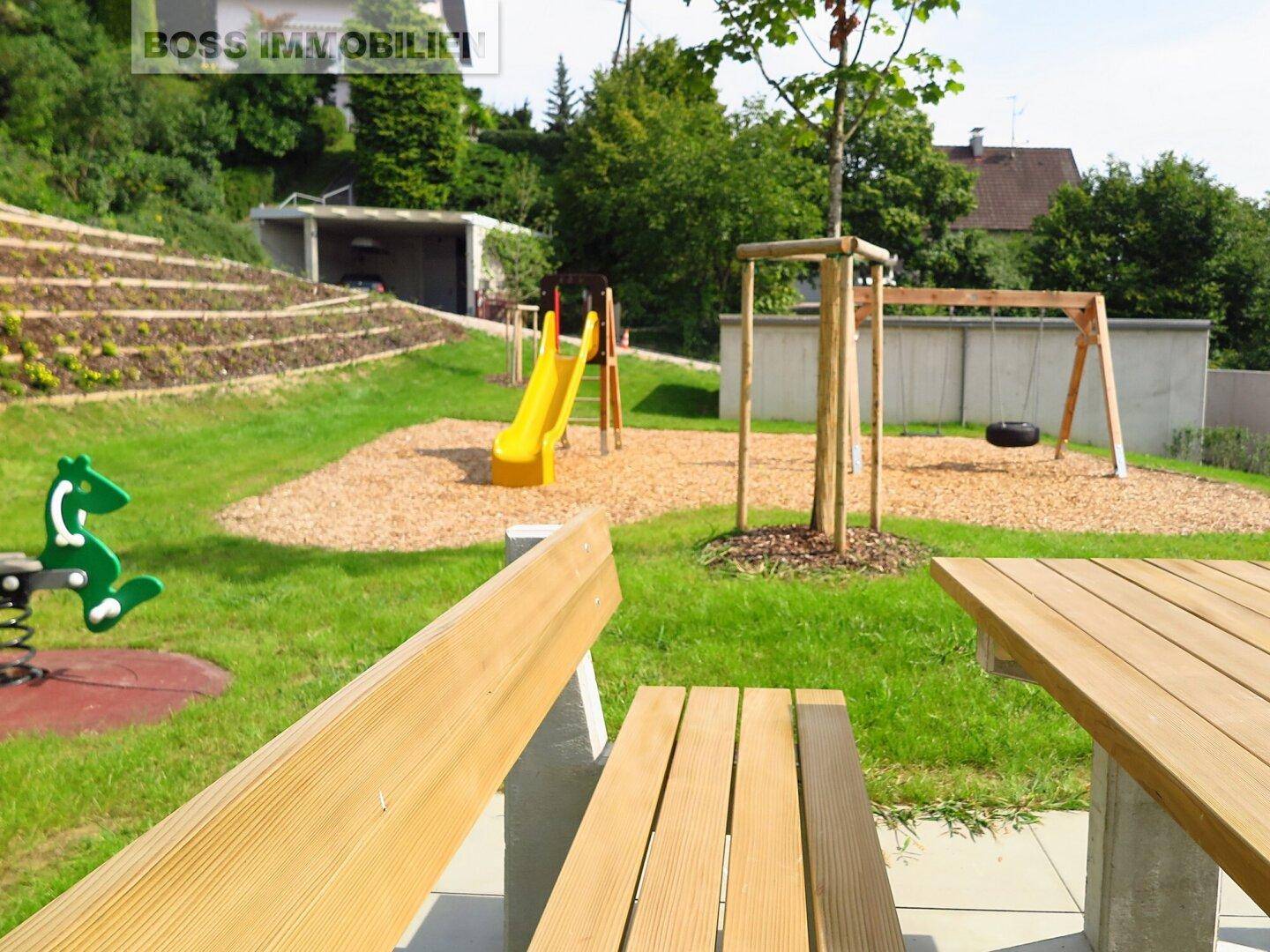 70 Spielplatz