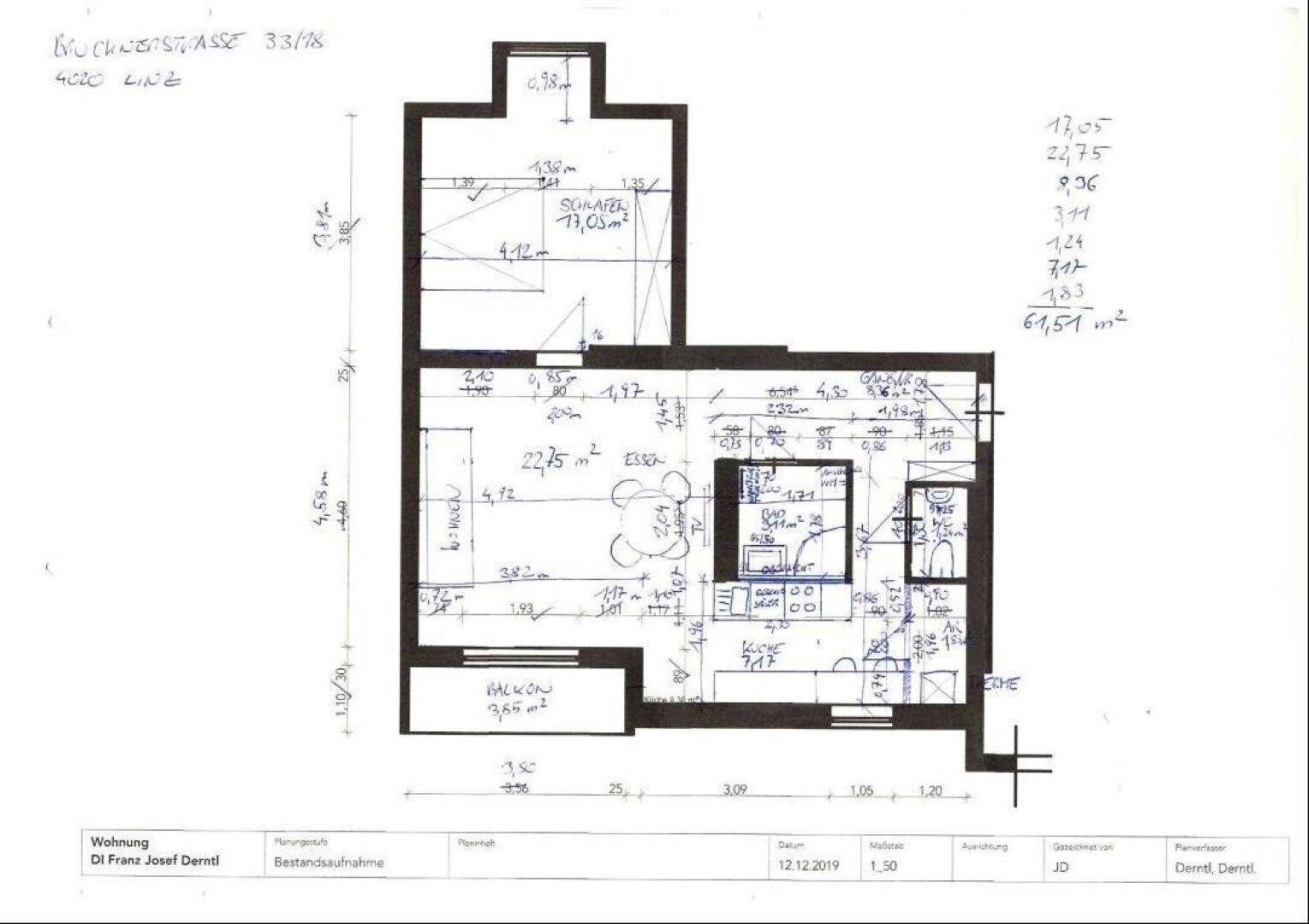 Handgezeichneter Grundriss der Wohnung mit Raumaufteilung und Maßen.