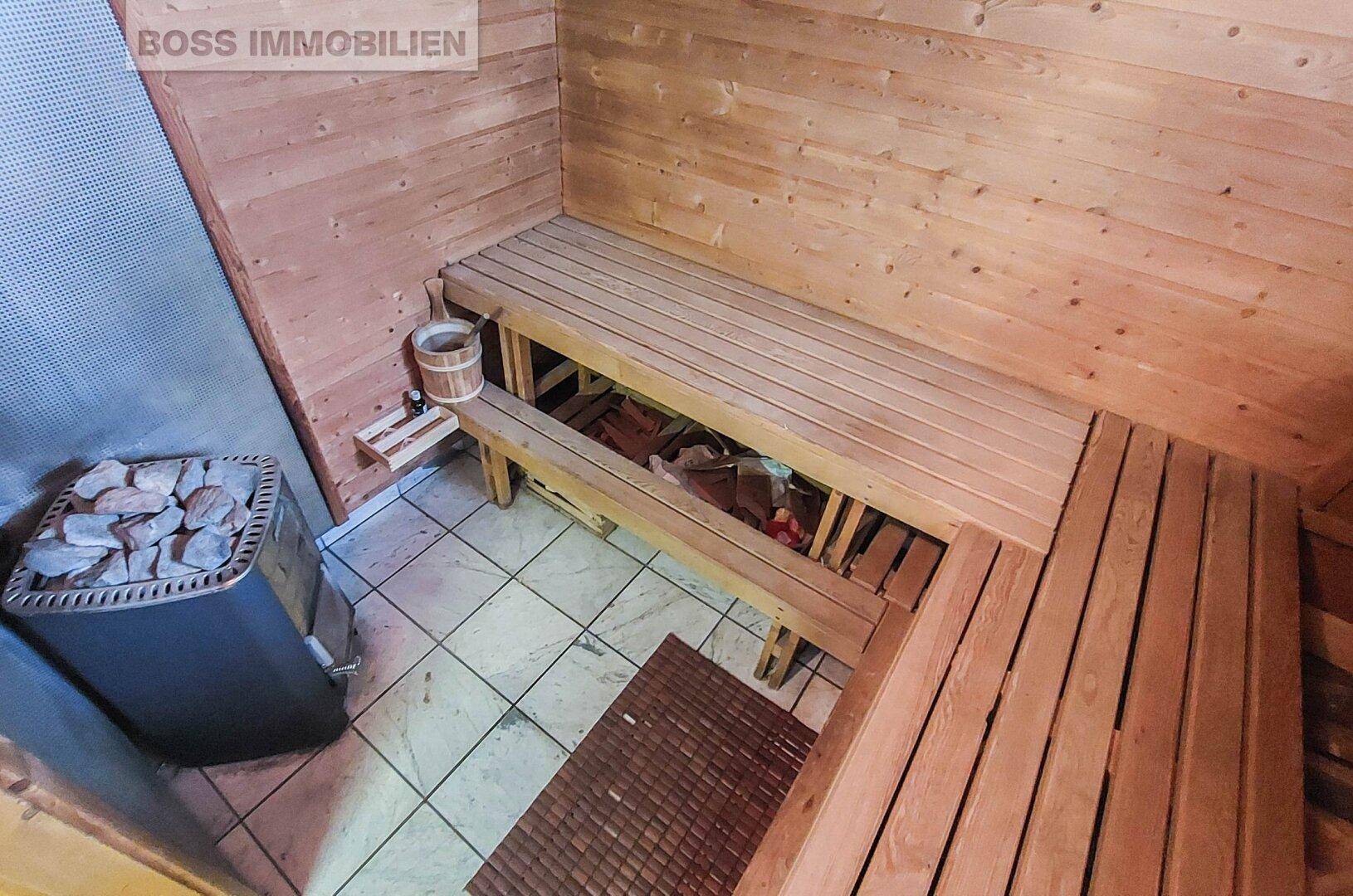 67 Sauna