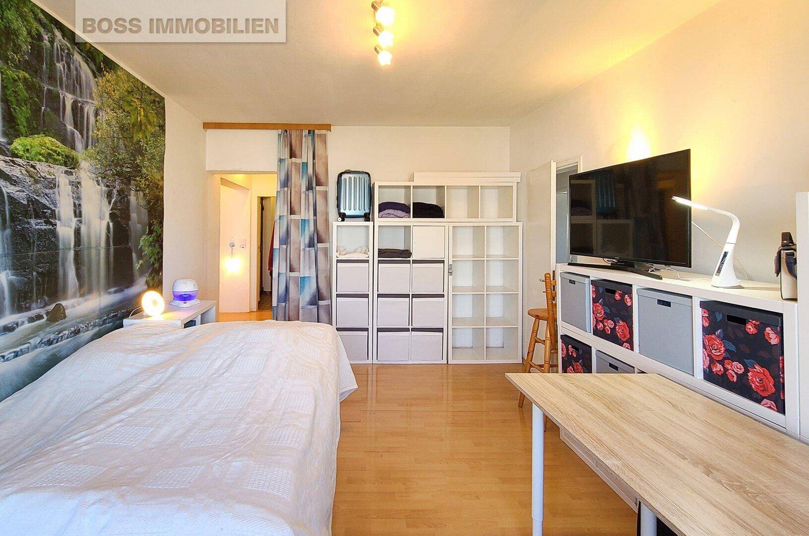 26 Schlafzimmer