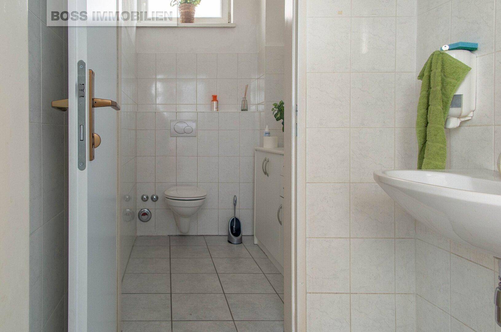 40 WC