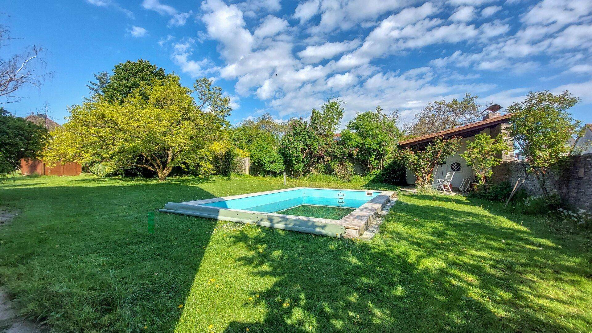 77 Pool