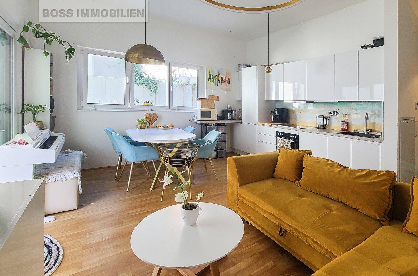 13 Wohnzimmer
