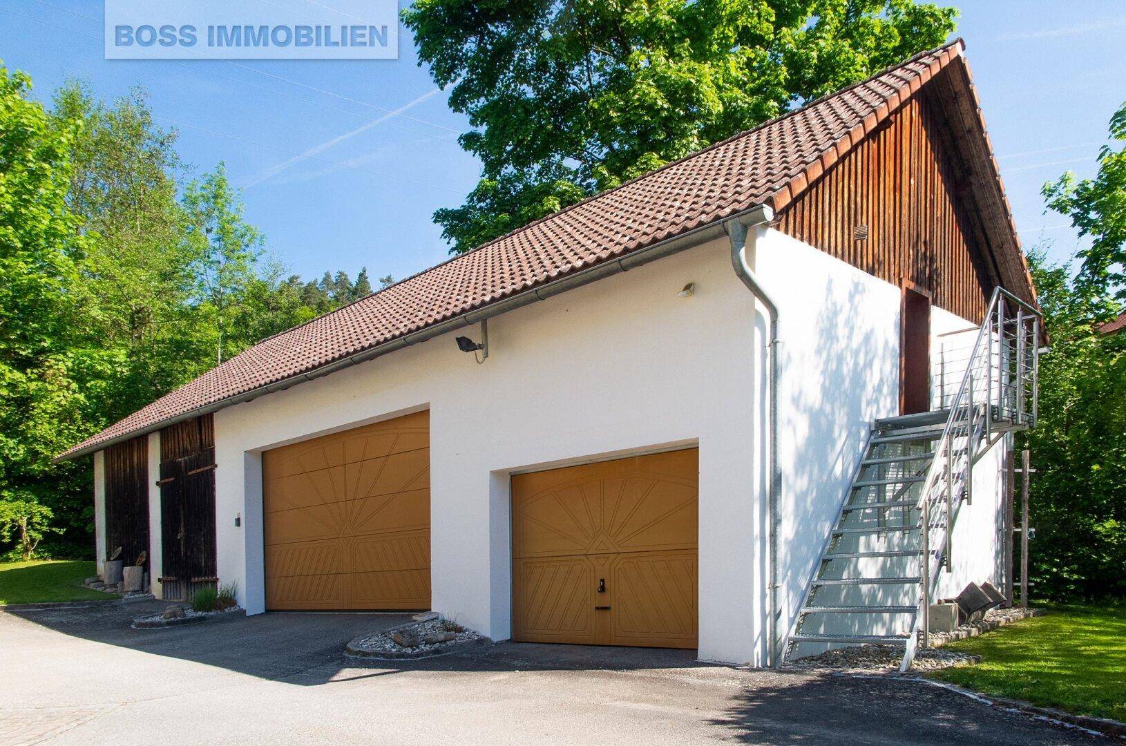92 Garage