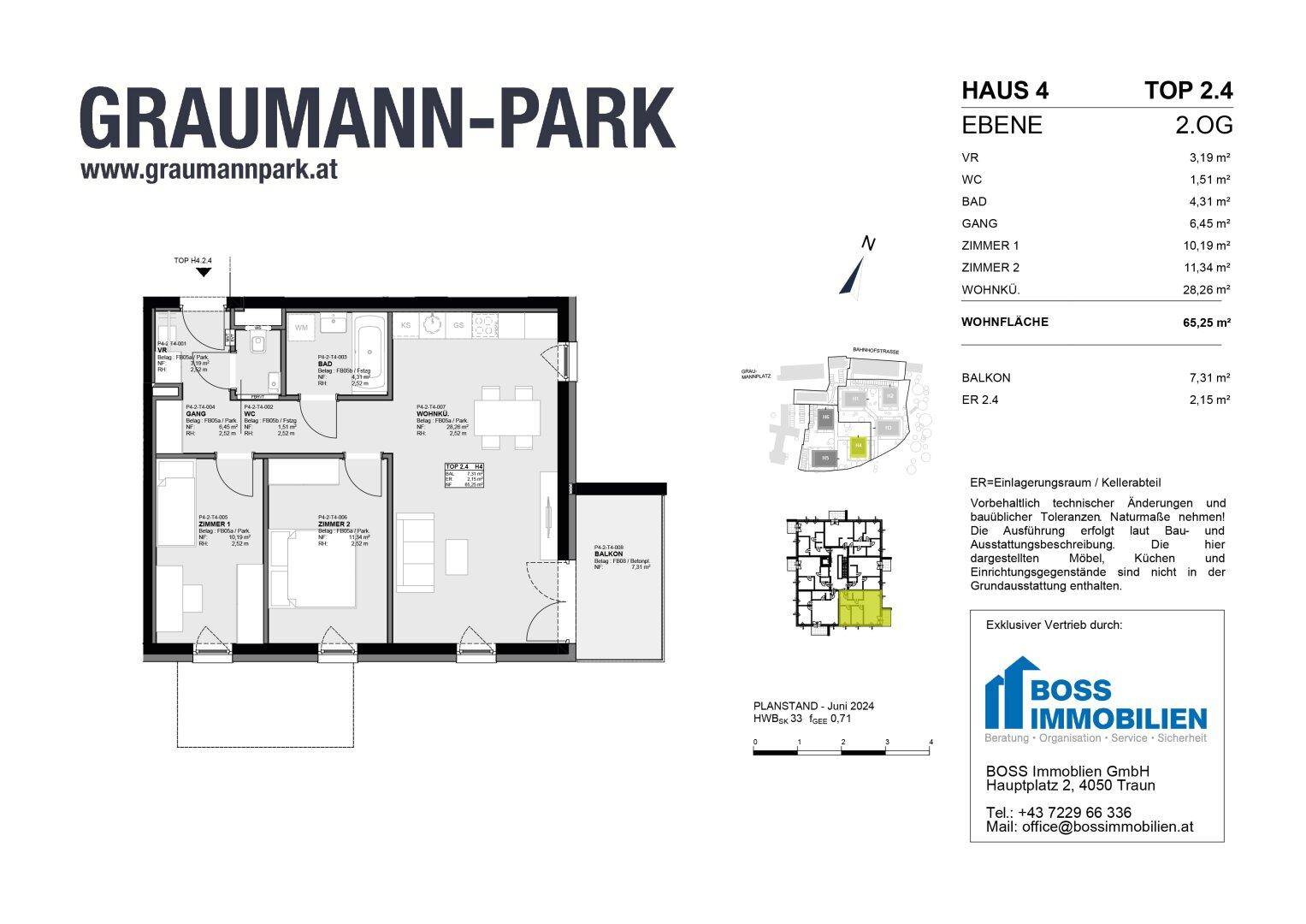 Detaillierter Grundriss einer Wohnung mit Balkon und drei Zimmern.