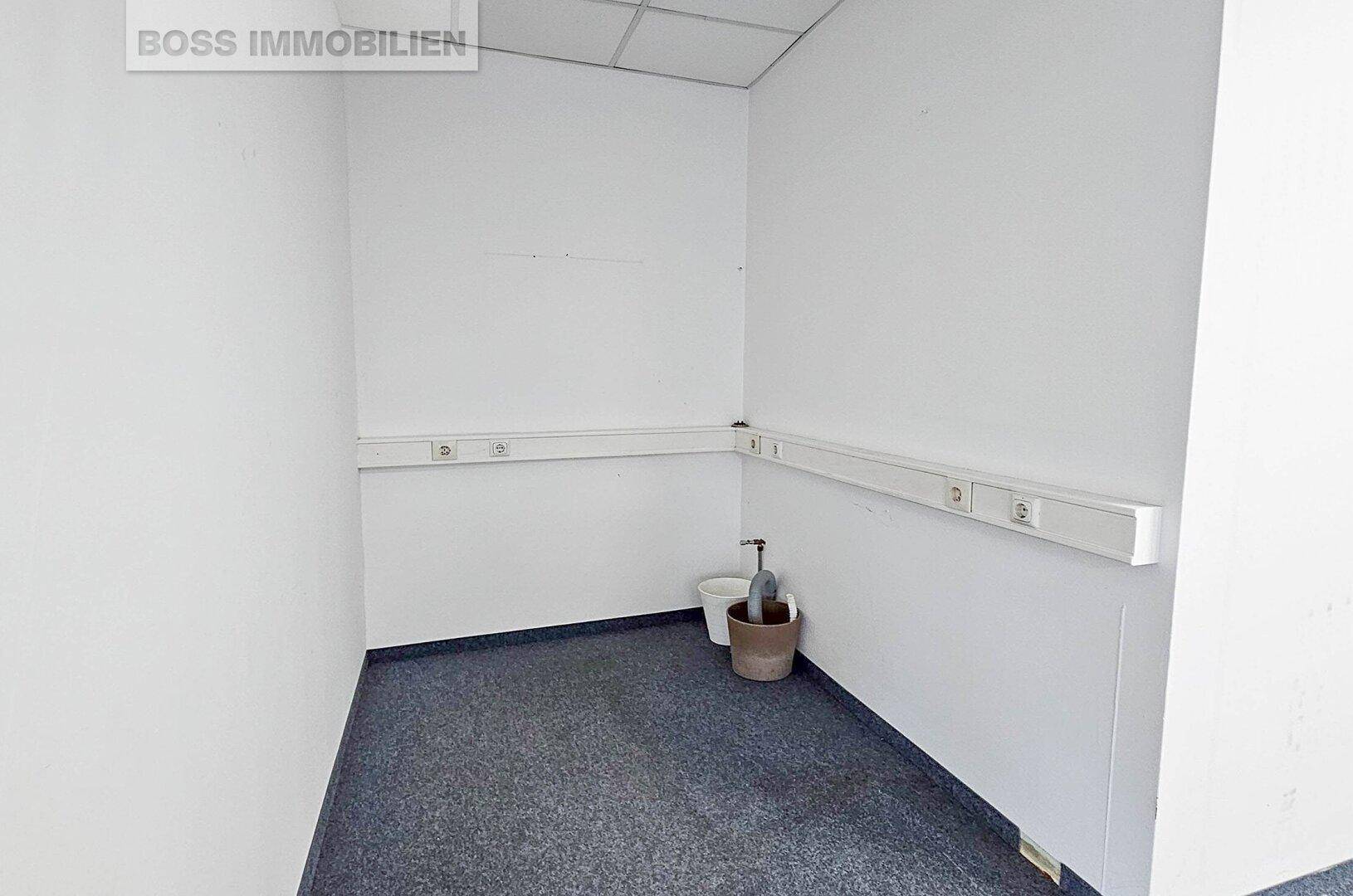 13 Büro