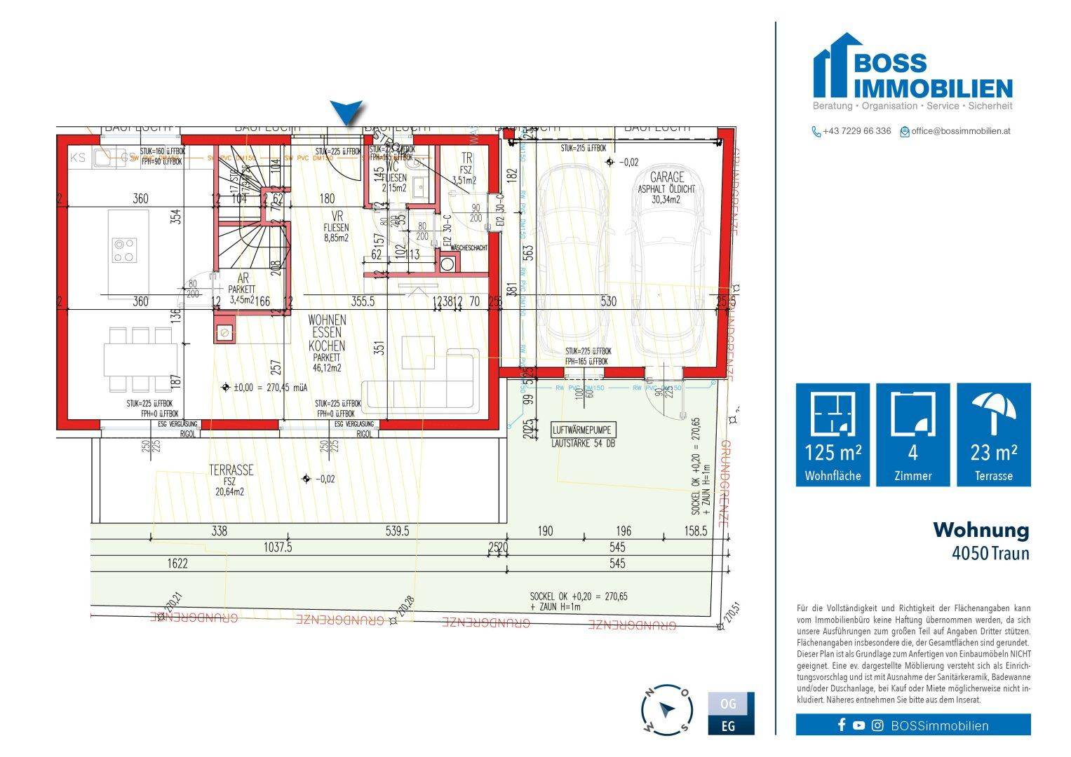 Grundriss des Erdgeschosses mit offenem Wohnbereich, Küche, Terrasse und integrierter Garage.