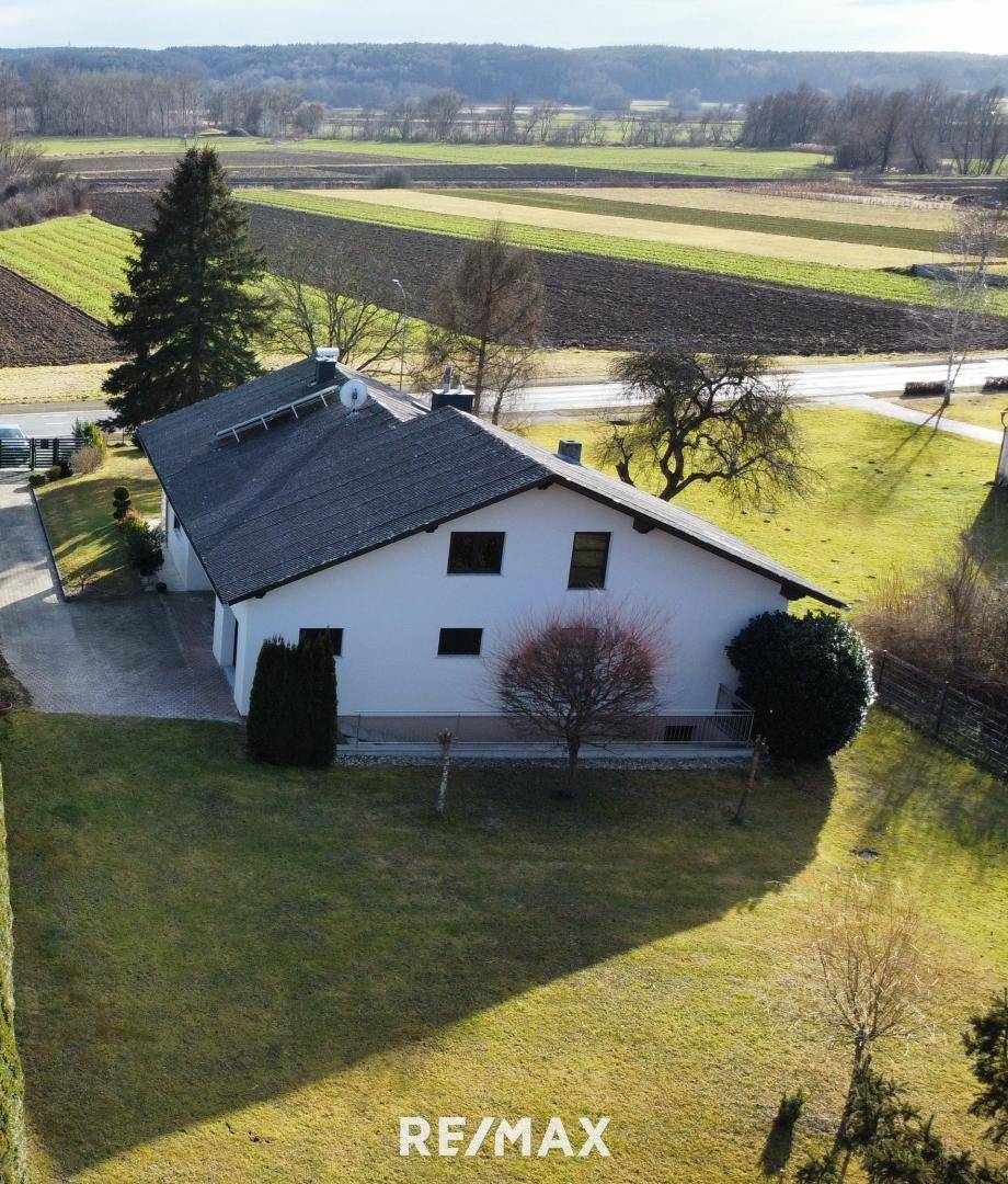 Drohnenfoto Haus von hinten