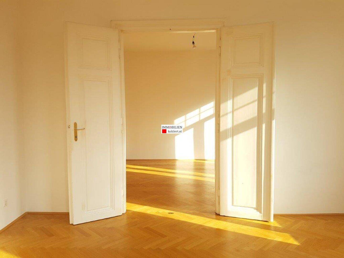 https://pictures.immobilienscout24.de/prod.www.immobilienscout24.at/pictureserver/loadPicture?q=70&id=012.0012000001E3rBG-1566384544-271981806ad8445f824c026f72ff774c