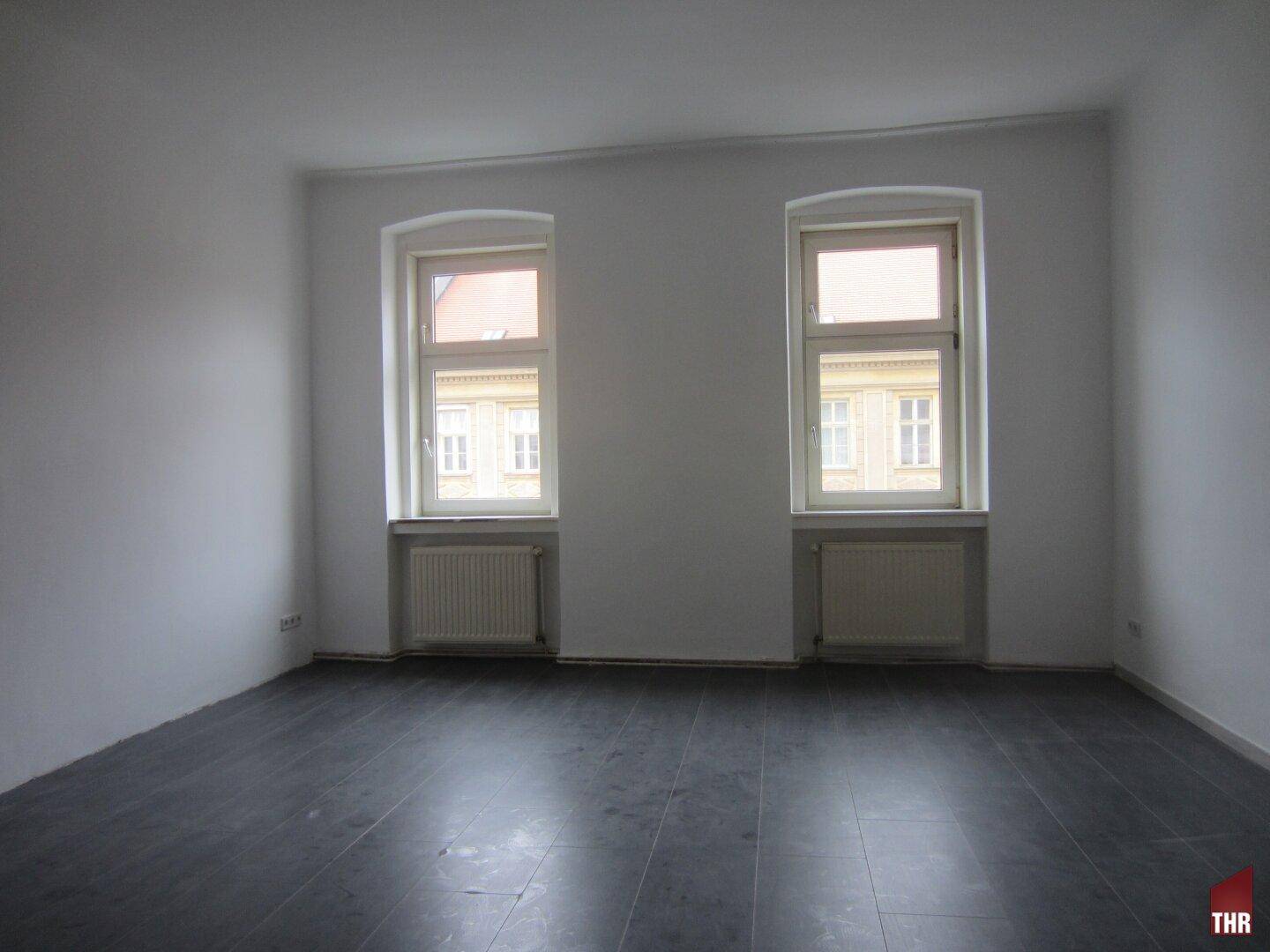 https://pictures.immobilienscout24.de/prod.www.immobilienscout24.at/pictureserver/loadPicture?q=70&id=012.0012000001E3rBK-1735821574-13a8567221ca4f3f9c6b72f81fcb14dd