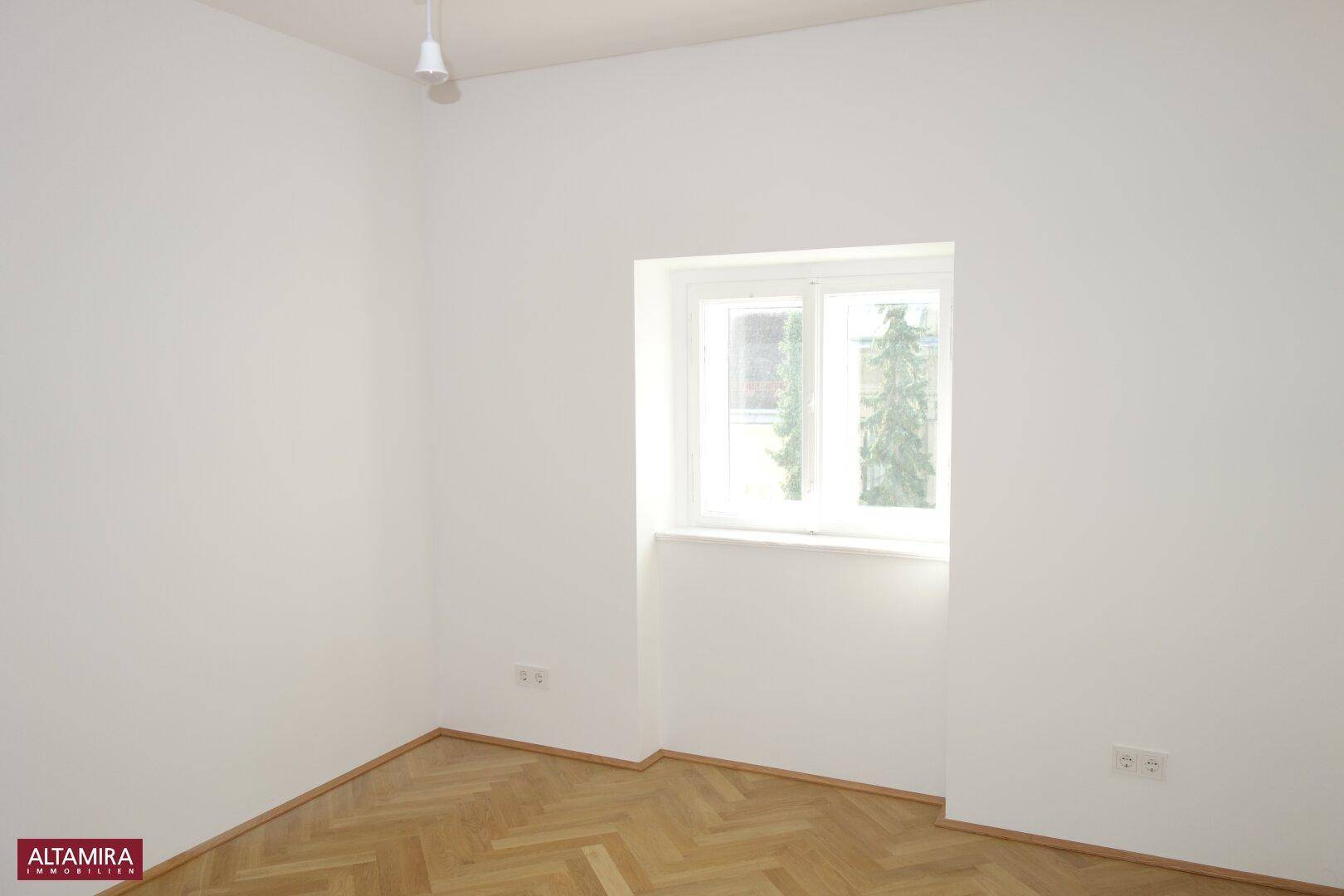 Wohnen wie zu Kaisers Zeiten - Revitalisierter Altbau - Stil trifft Neu - Ansicht 6