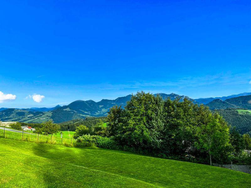Traumhaftes Grundstück mit traumhaftem Berg-Panorama. - Ansicht 4