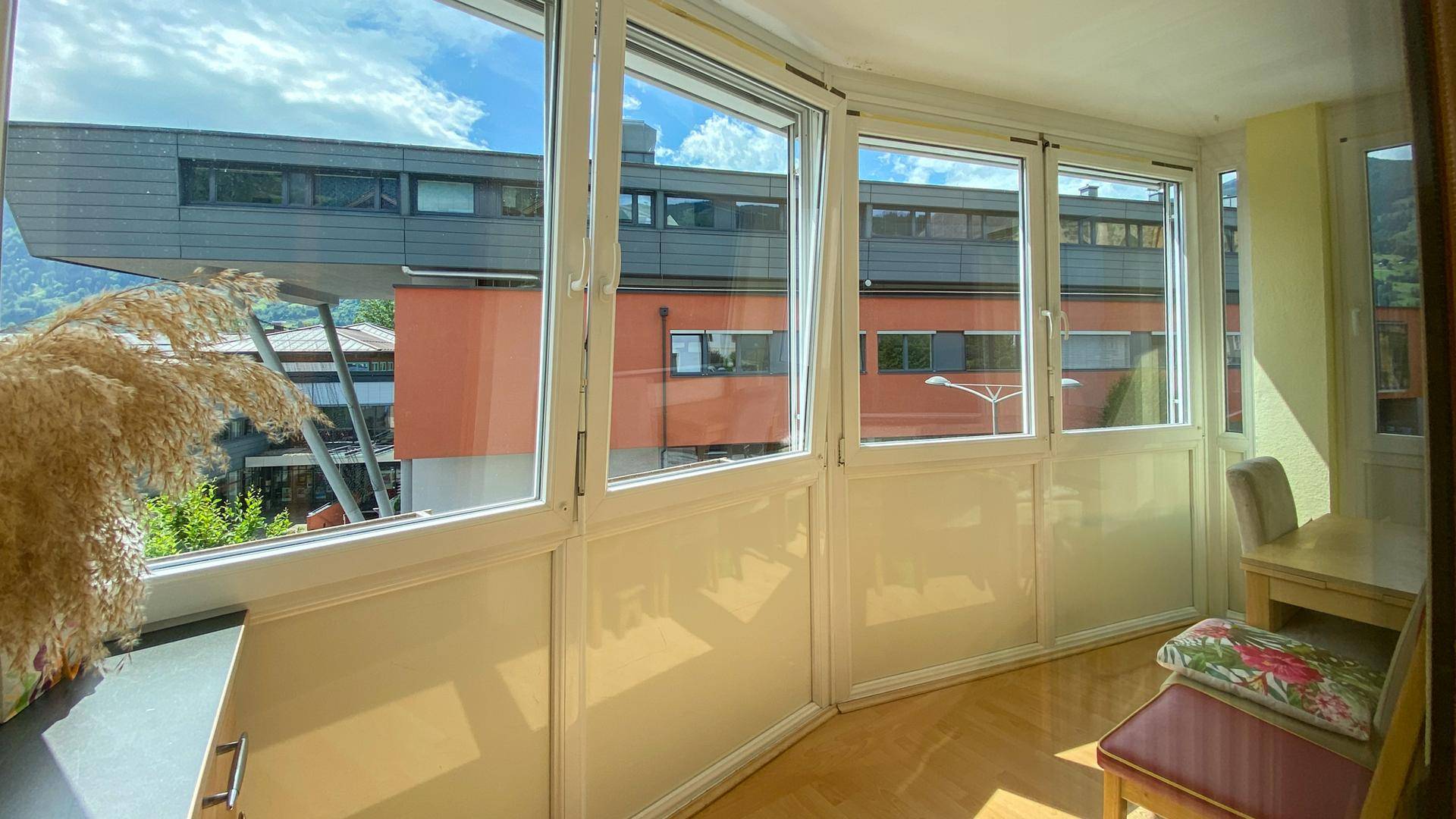 Großzügige 5-Zimmer-Wohnung mit gemütlichem Wintergarten im Stadtzentrum von St. Johann im Pongau - Widok 6