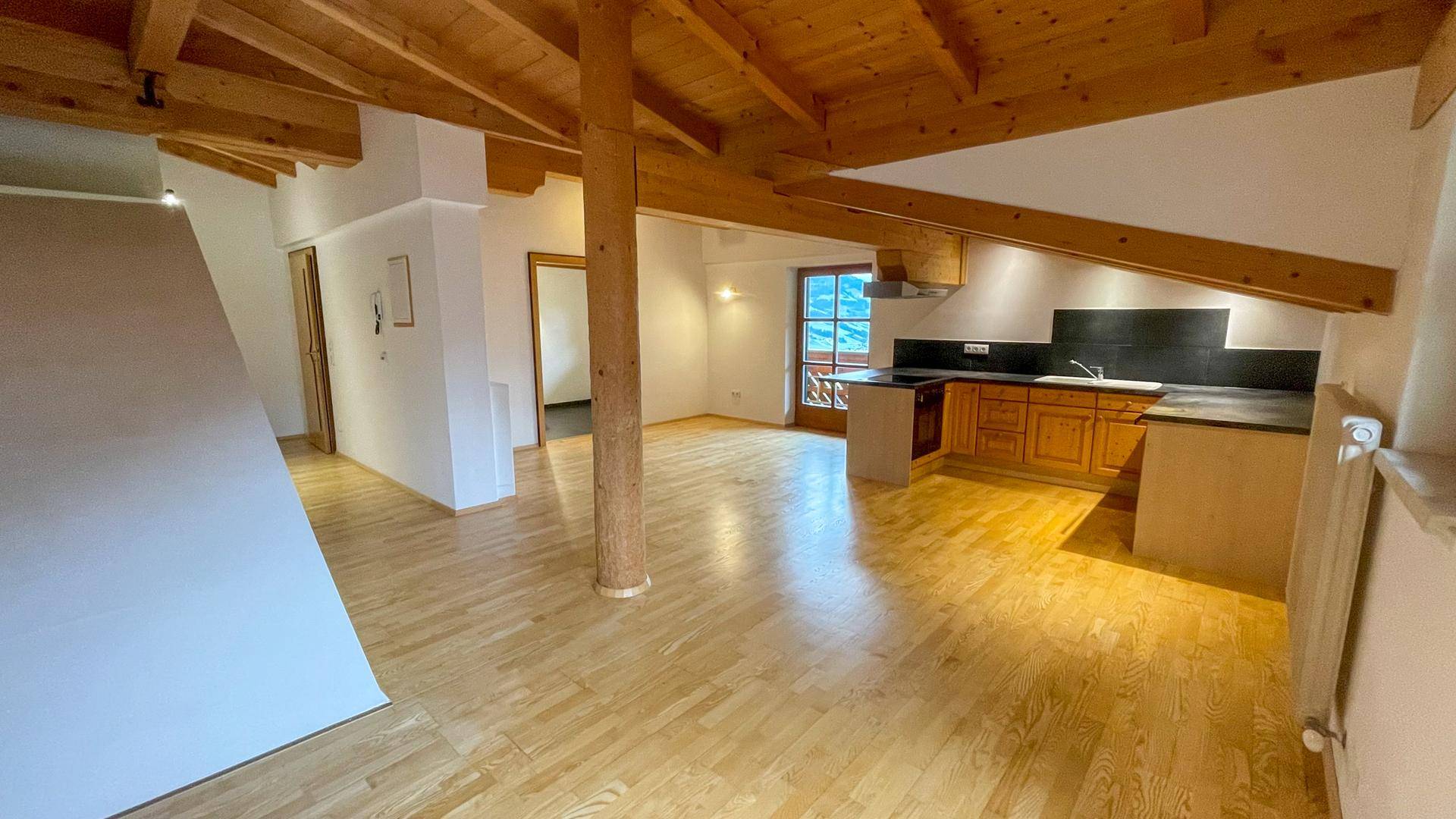 Miete: Dachgeschosswohnung nahe St. Veit im PongauHerrliche Wohnlage für Naturliebhaber - Ski amadé - Ansicht 2