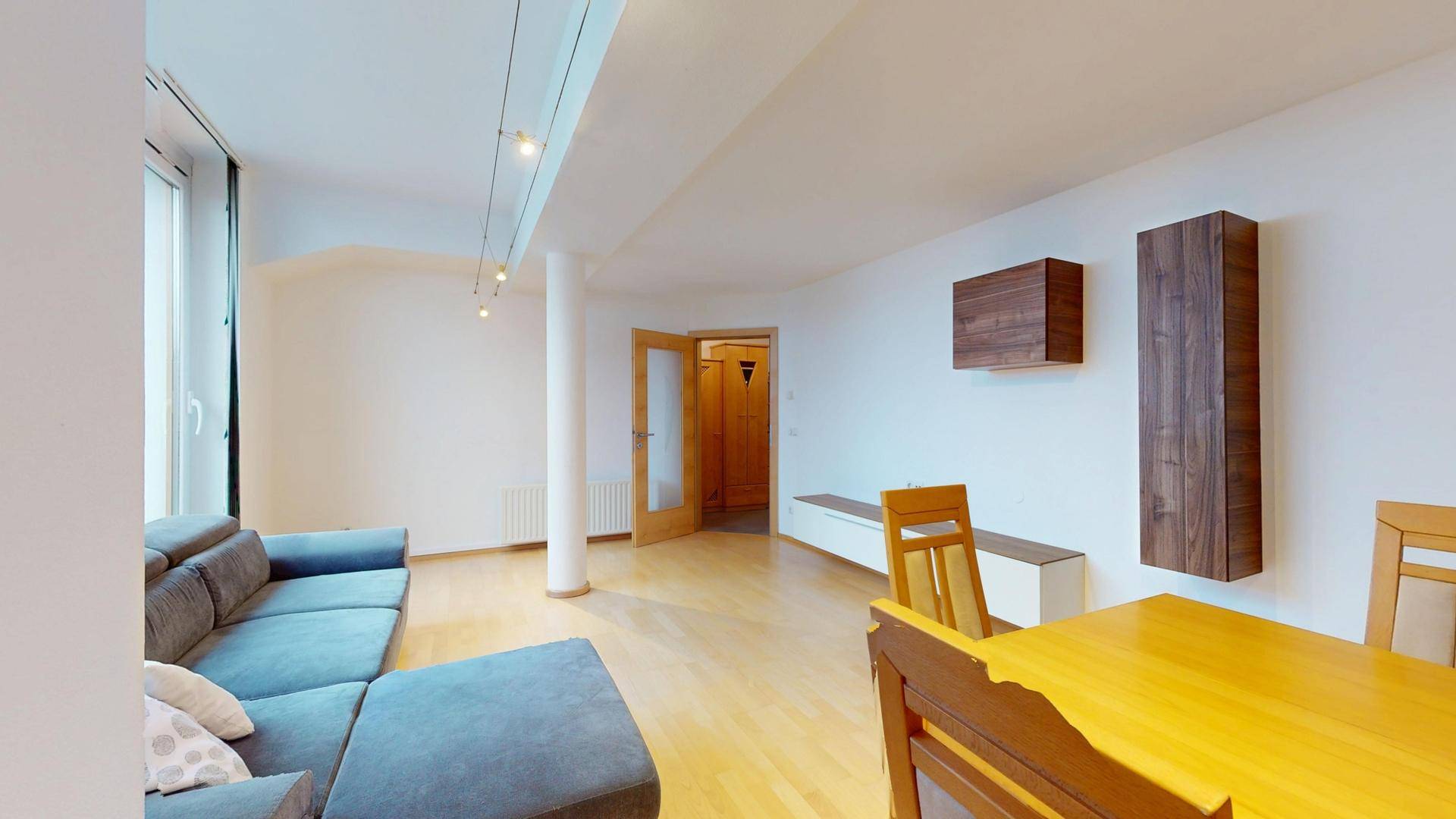 Großzügige 5-Zimmer-Dachgeschosswohnung mit Balkon &amp; Dachterrasse in St. Johann im Pongau – pohled 2