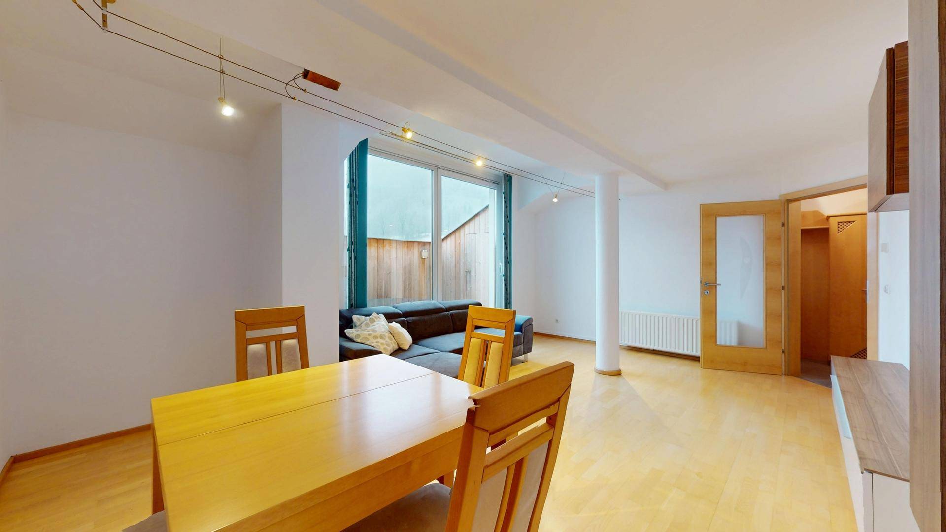 Großzügige 5-Zimmer-Dachgeschosswohnung mit Balkon &amp; Dachterrasse in St. Johann im Pongau – pohled 4