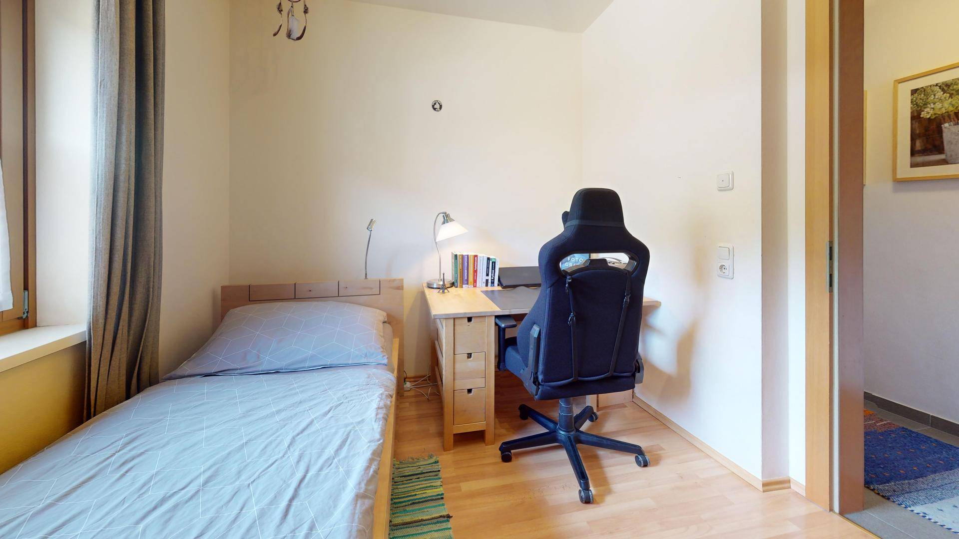 Moderne-4-Zimmer-Gartenwohnung-in-Altenmarkt-Bedroom 5
