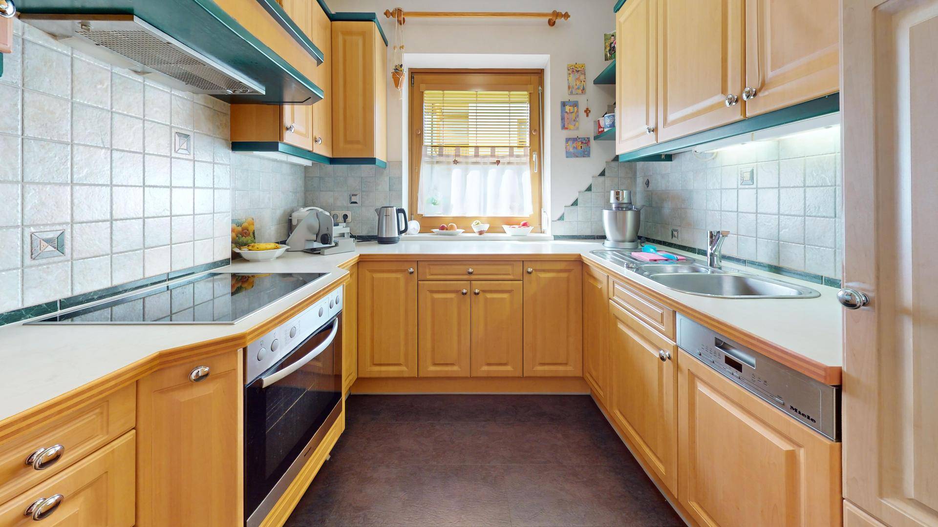 Moderne-4-Zimmer-Gartenwohnung-in-Altenmarkt-Kitchen