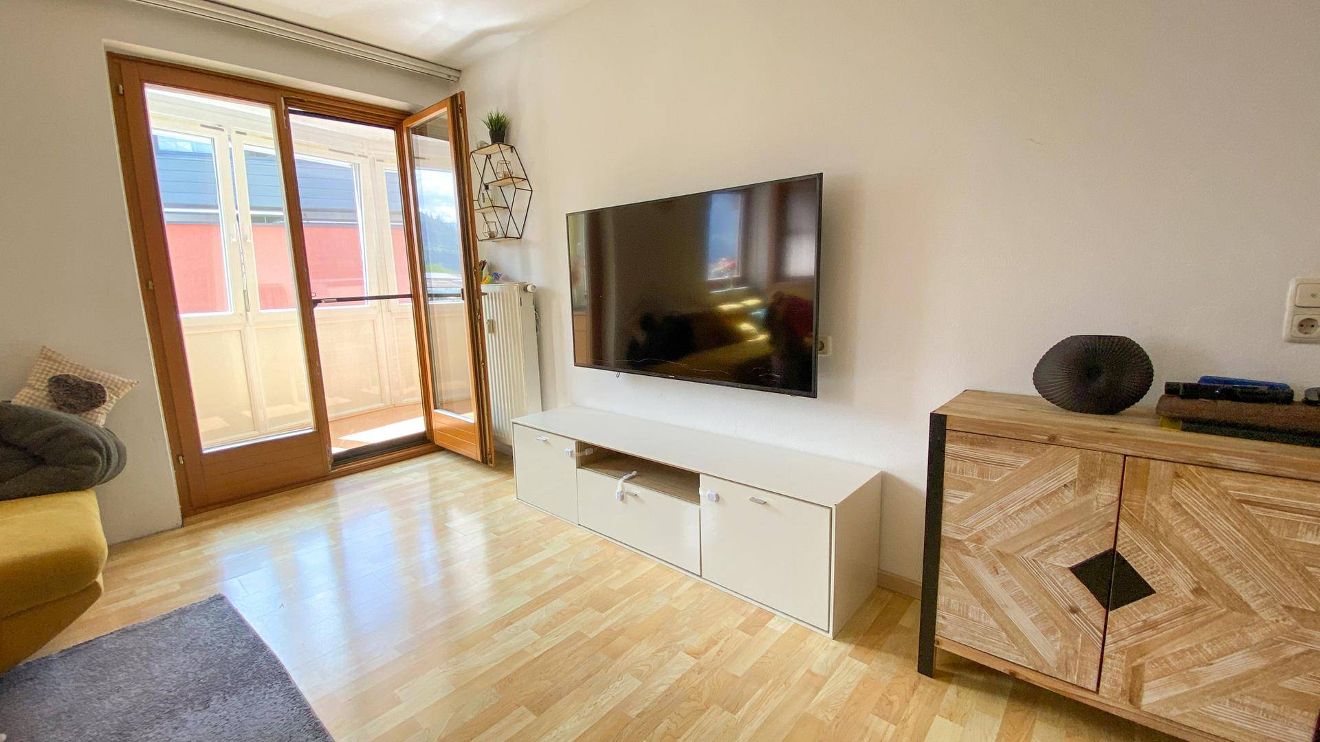 Großzügige 5-Zimmer-Wohnung mit gemütlichem Wintergarten im Stadtzentrum von St. Johann im Pongau - Widok 4