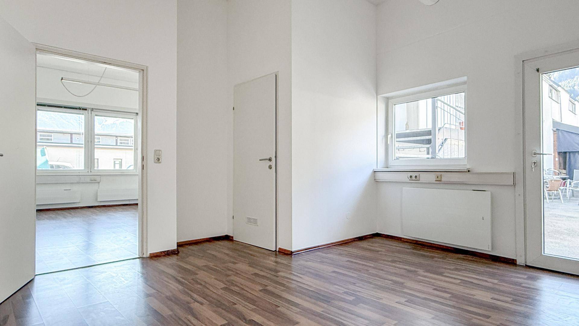 Büro - Geschäftsfläche - St. Johann im Pongau - hohe Kundenfrequenz - Parkplatz (7)