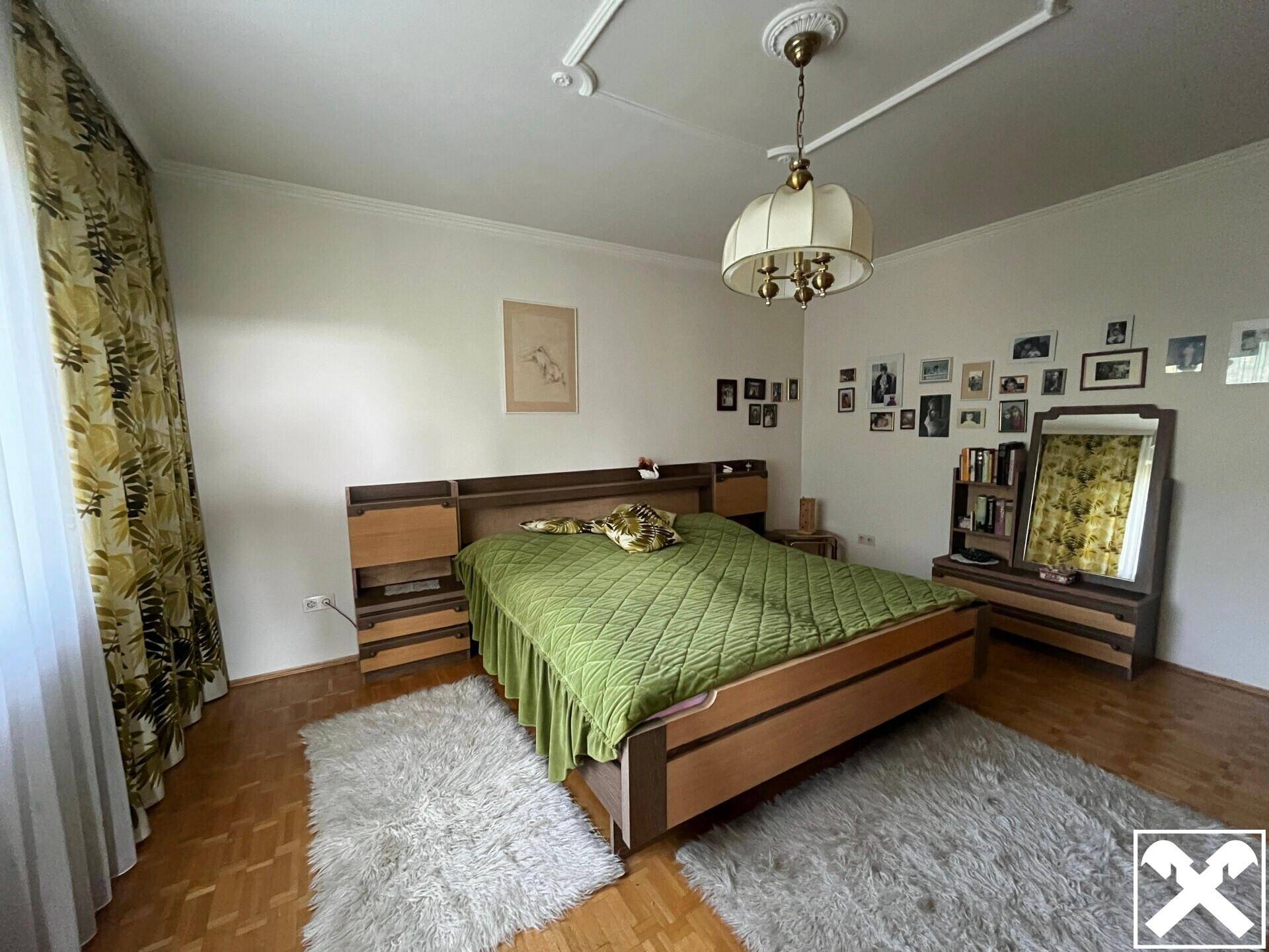 Schlafzimmer 3 / 1. OG