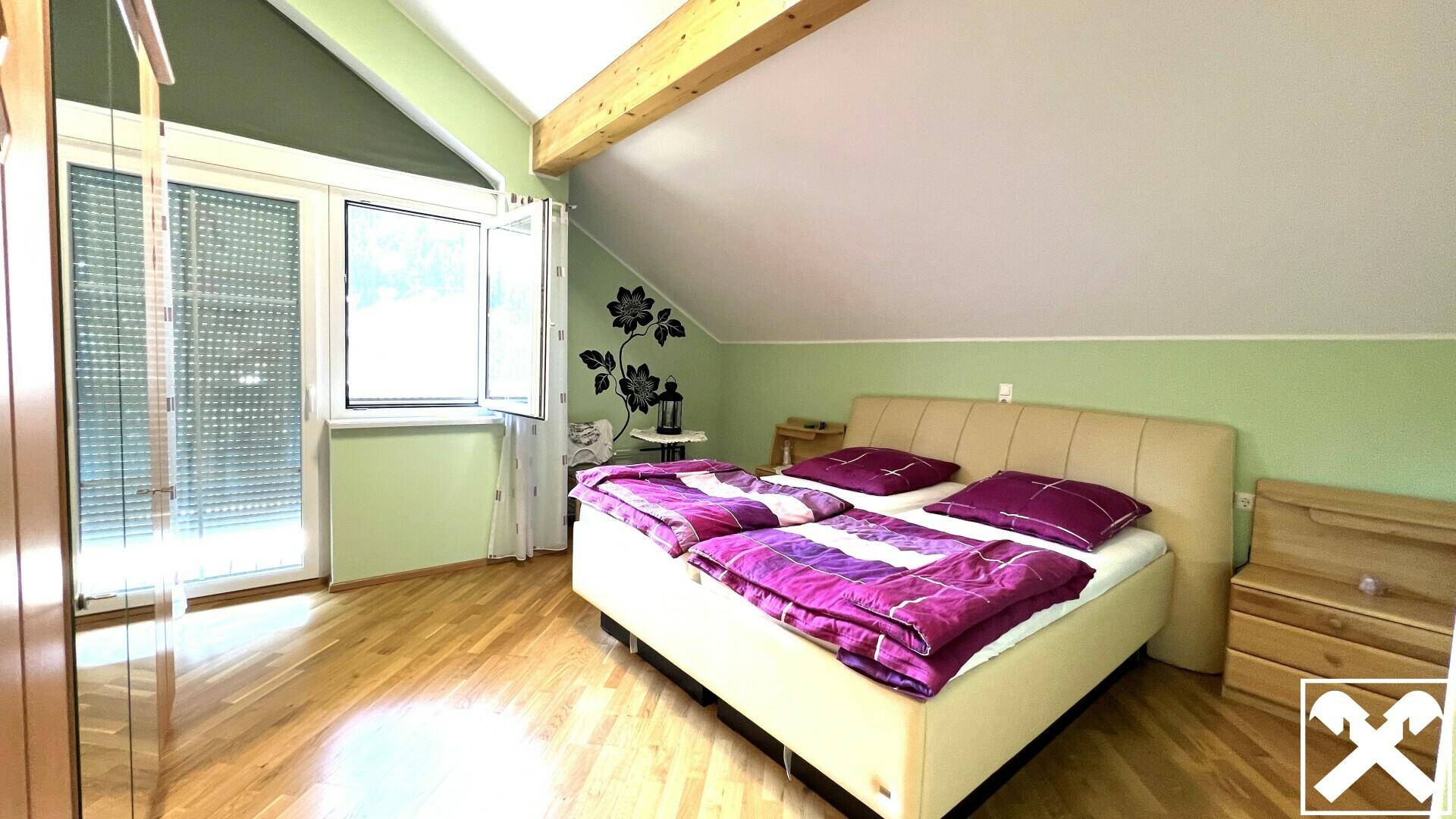 Schlafzimmer 2