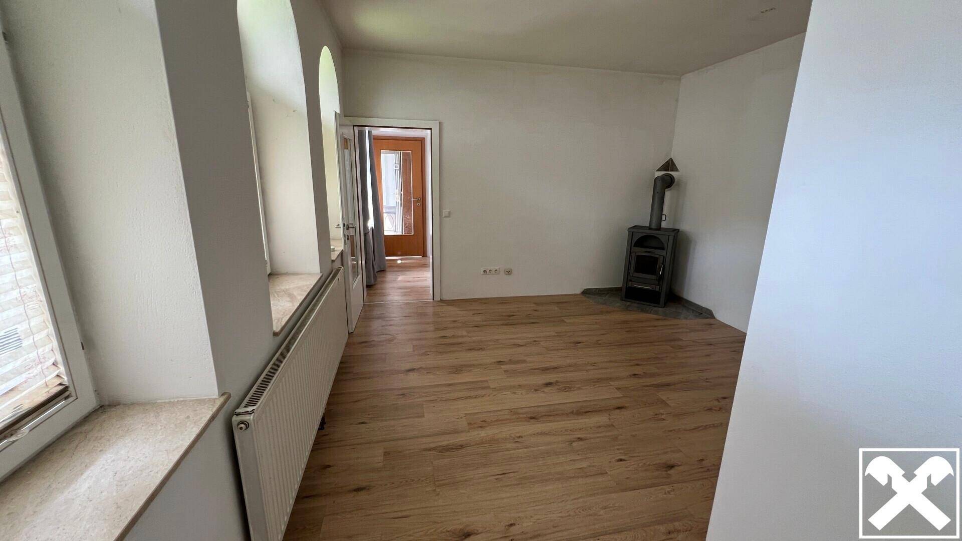 Wohnzimmer mit Kaminhofen