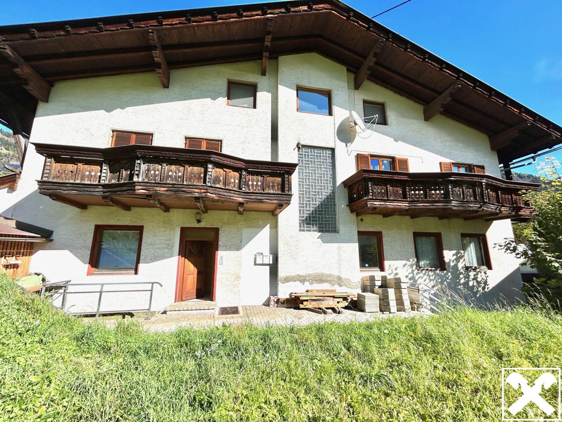 Süd-West-Ansicht - Zugangsbereich Wohnungen