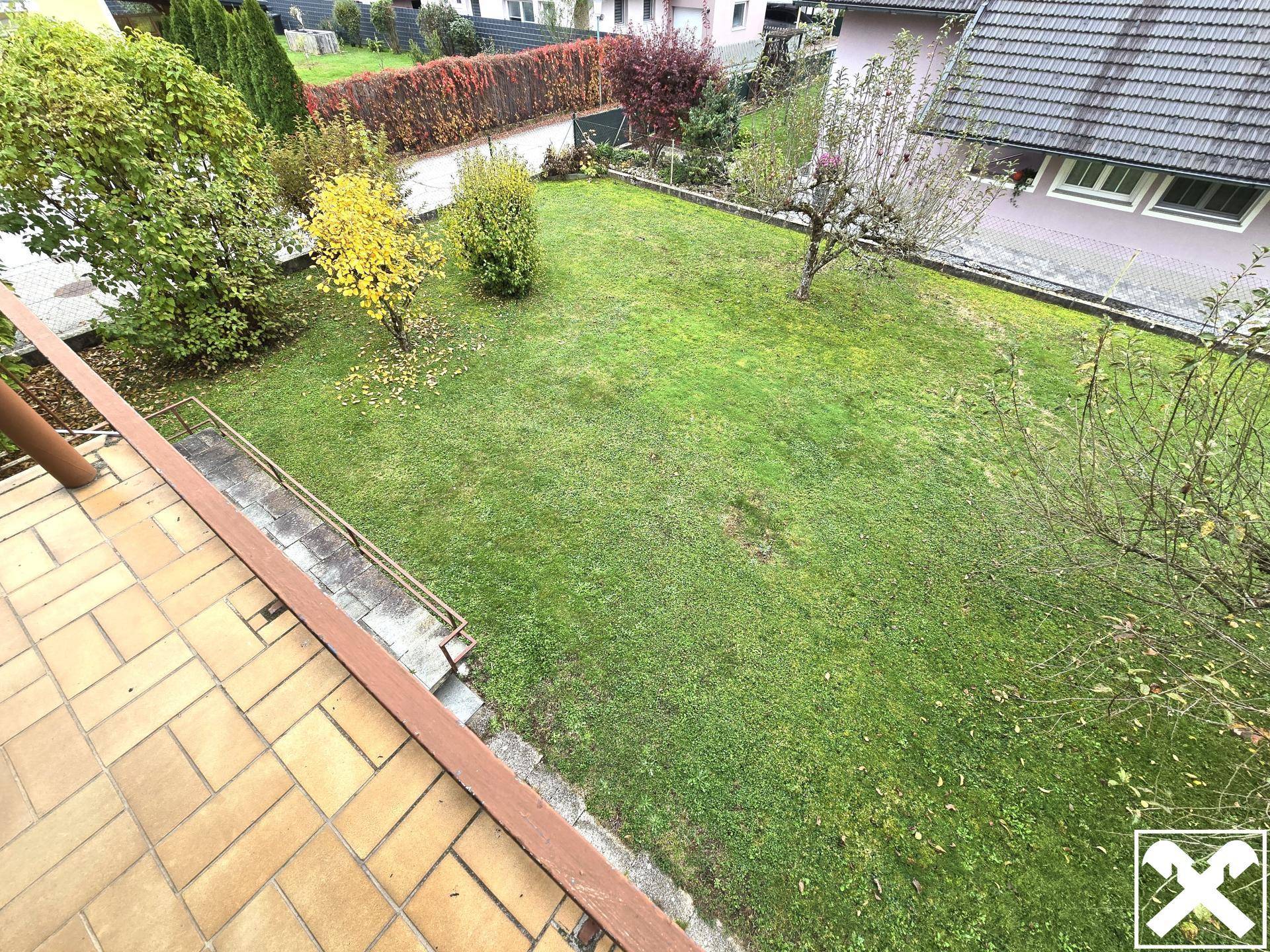 Aussicht Balkon auf Garten (DG)