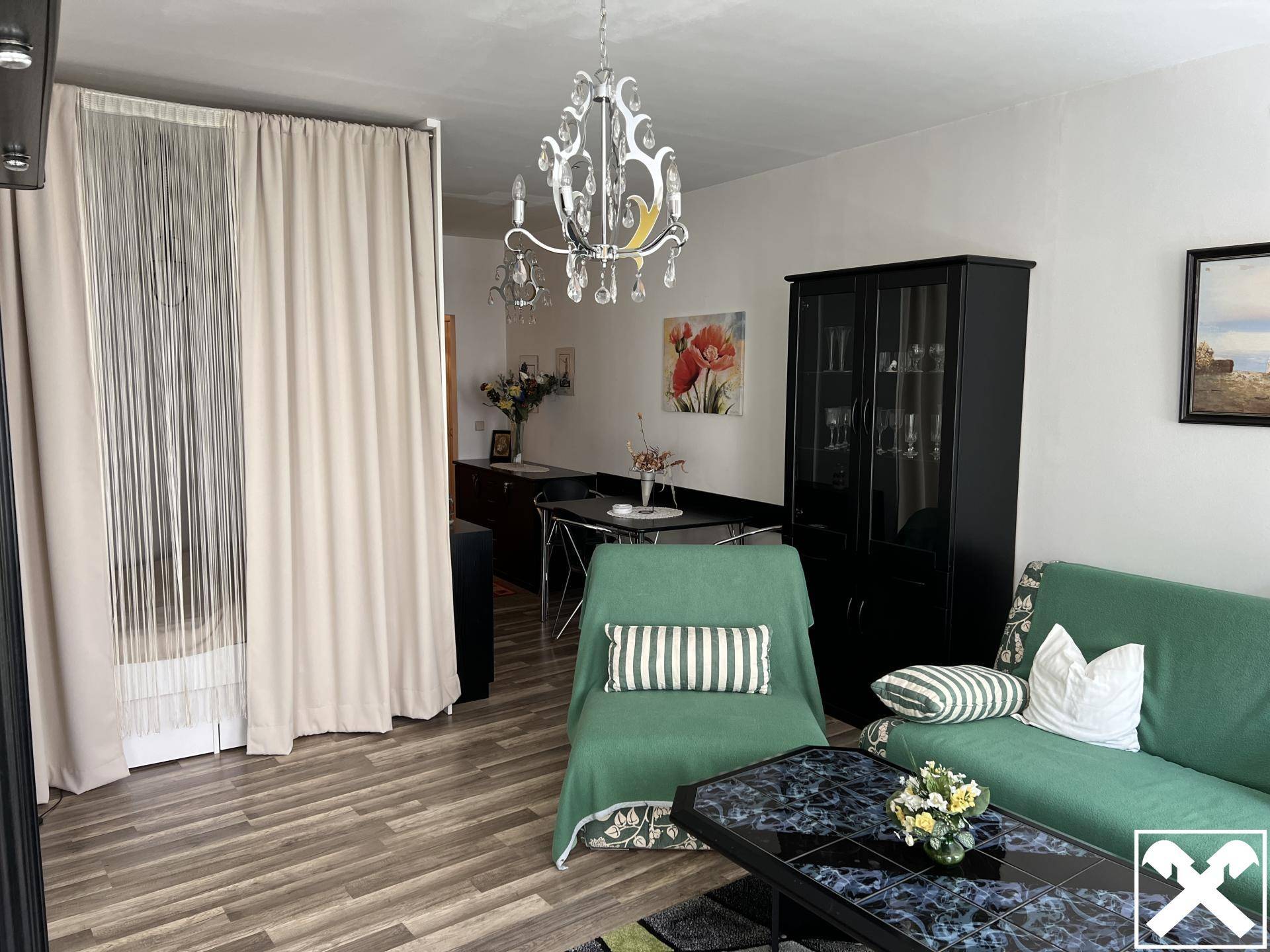 Wohnzimmer/Schlafbereich