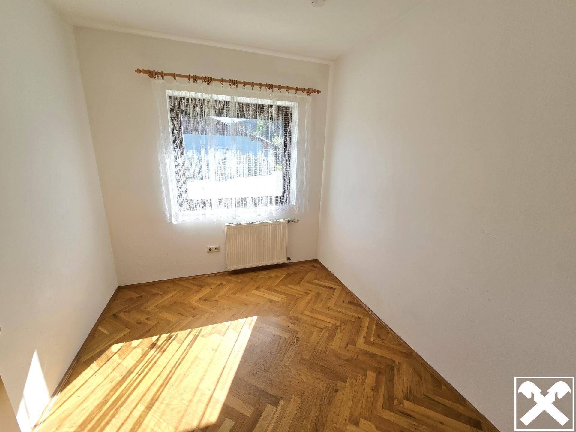 Schlafzimmer (EG)