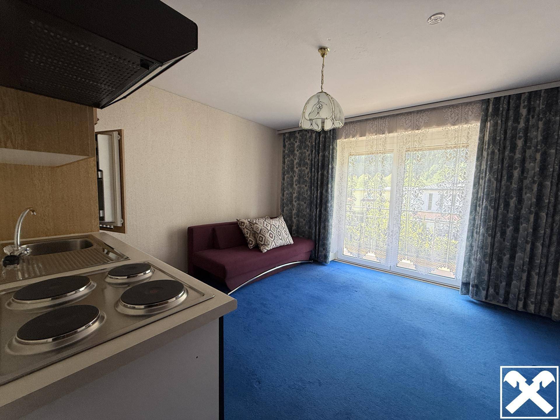 Zimmer 1 OG mit Küchenblock