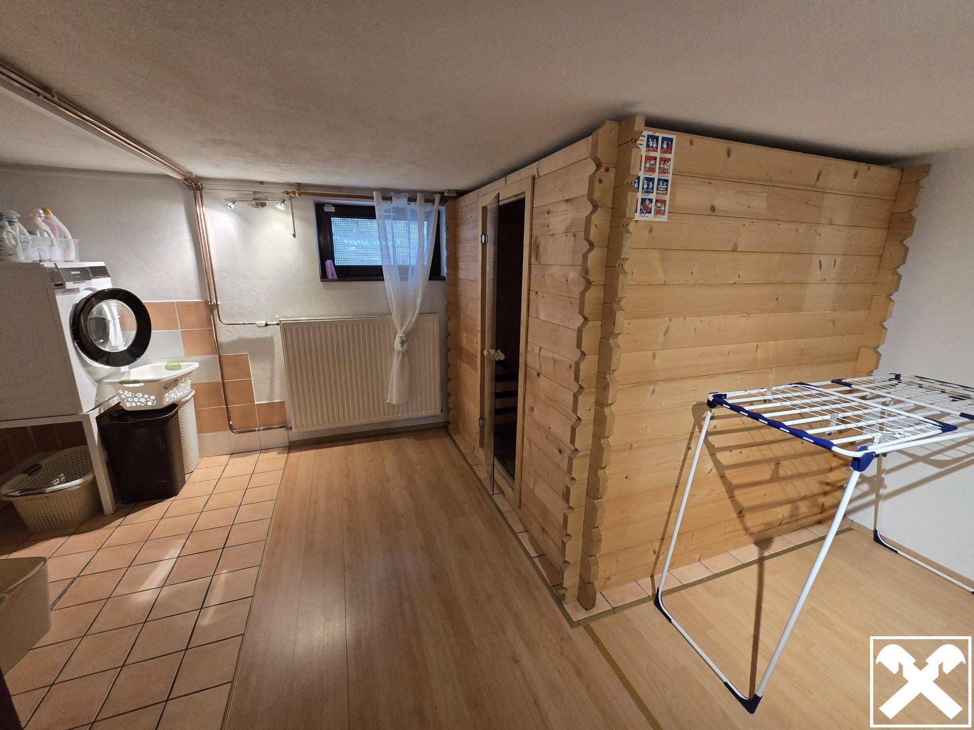 Kellerraum mit Sauna