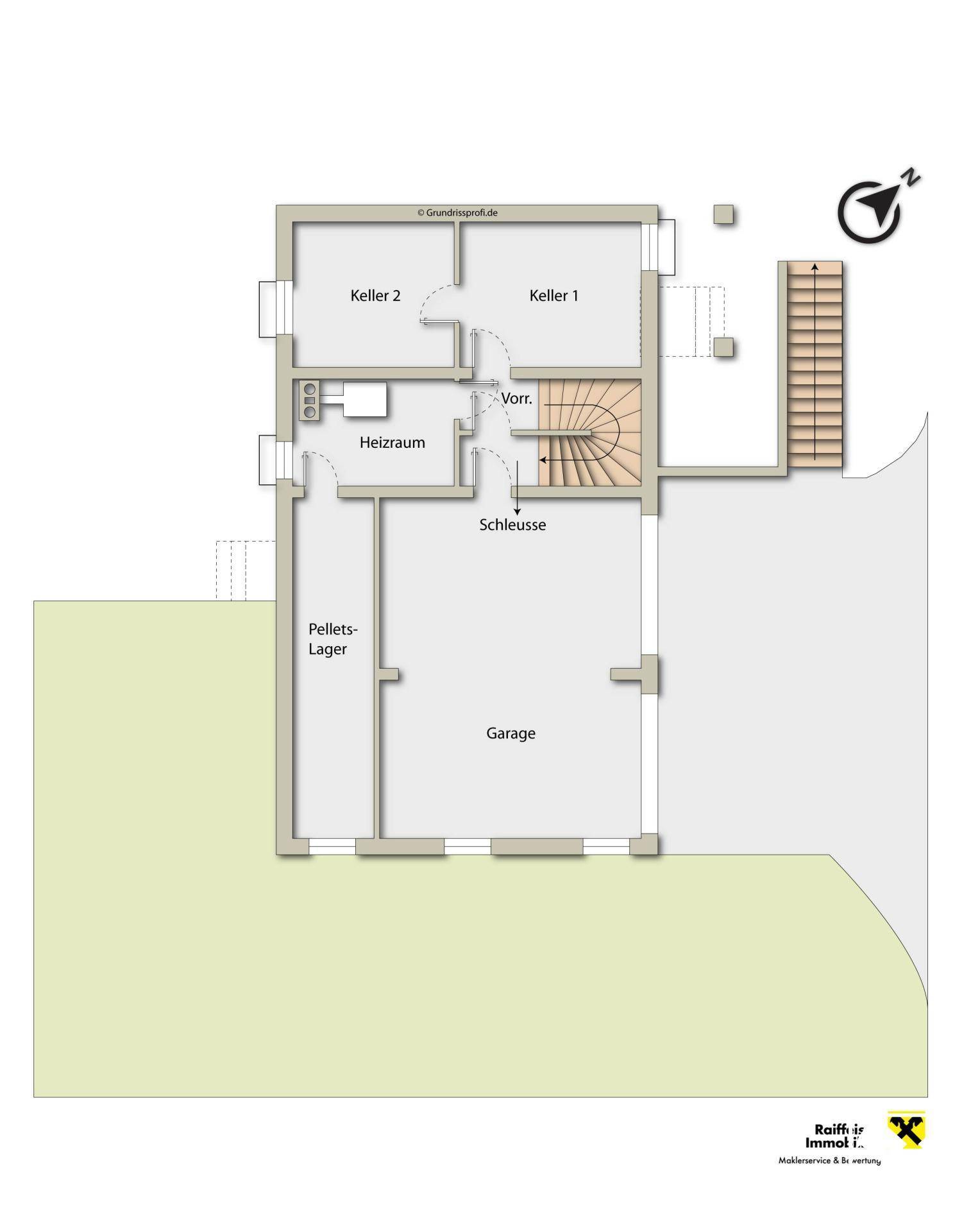Grundriss des Untergeschosses mit Garage, Kellerräumen, Heizraum und Pelletslager.