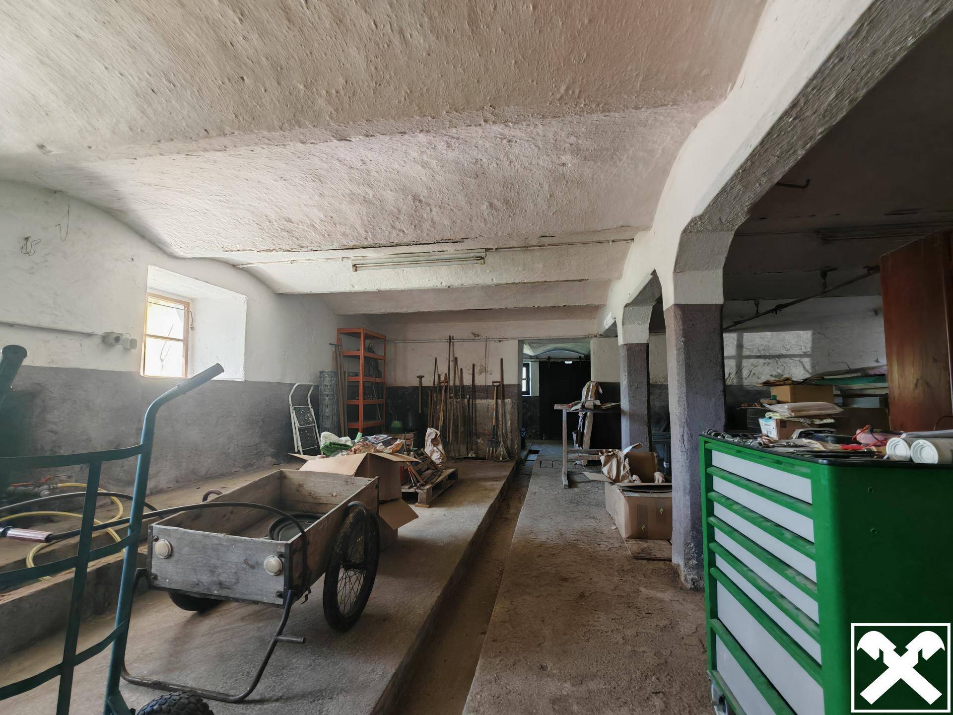 Stallgebäude mit charakteristischem Gewölbe (EG)