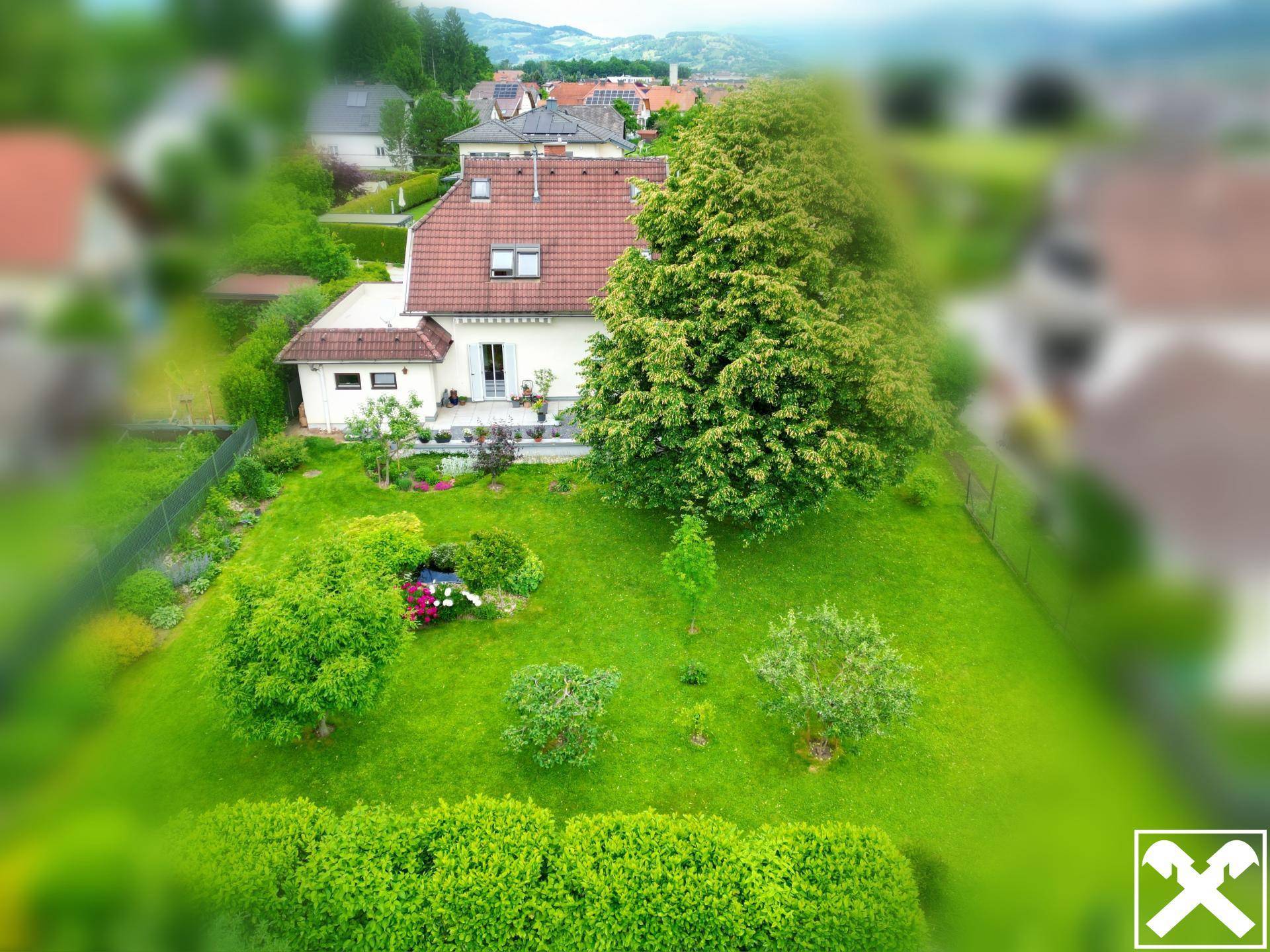 Grundstück