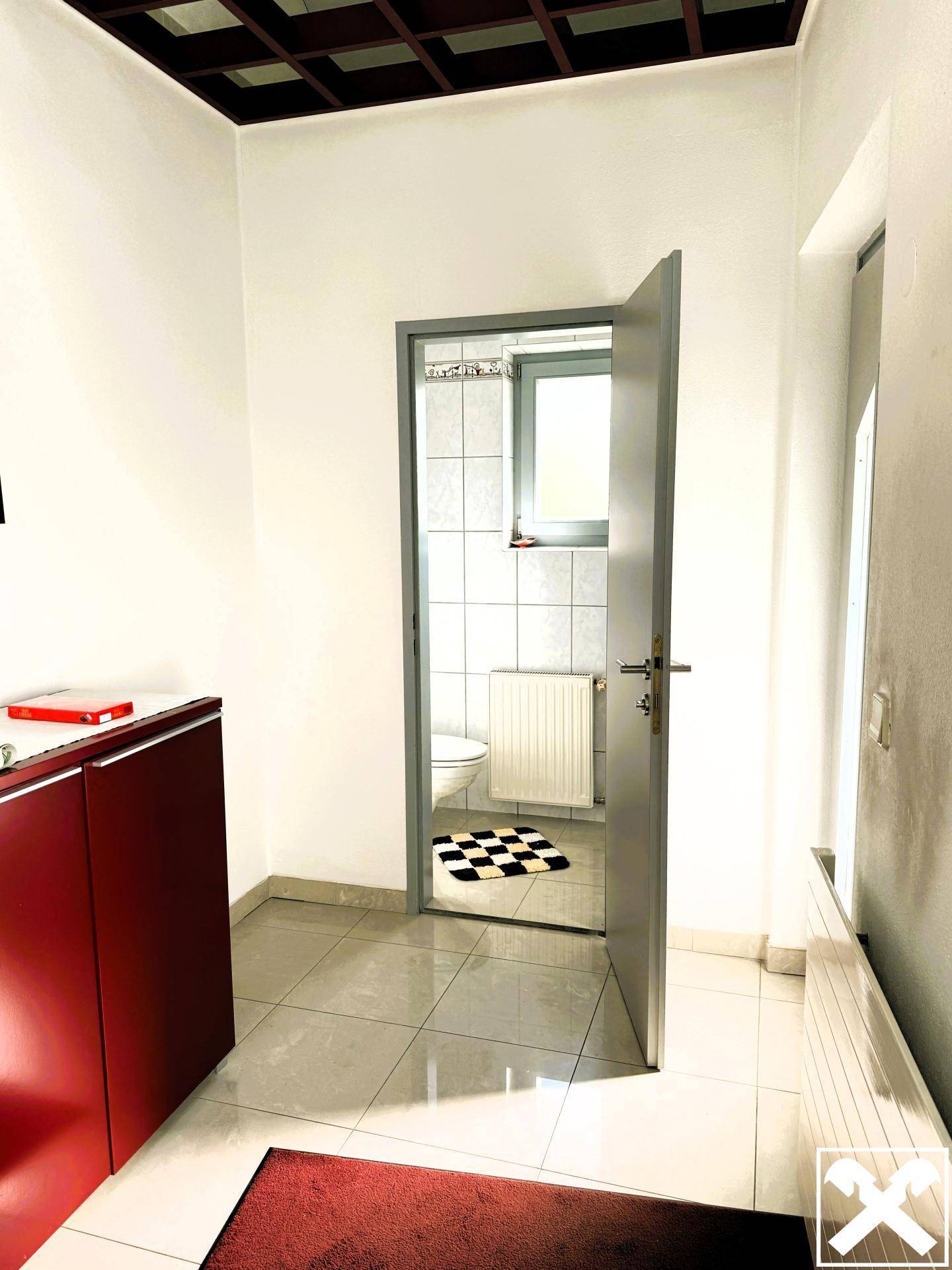... mit Toilette