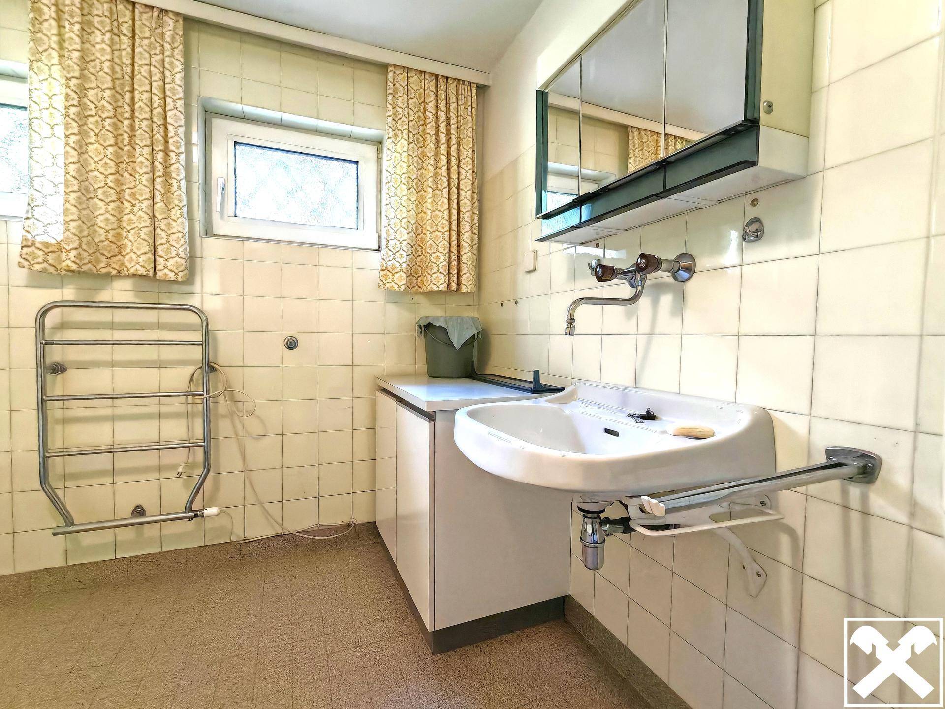 Waschbecken Bad (KG)