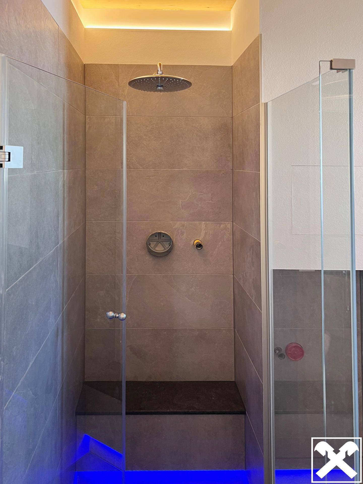 Dusche Wohnung 1
