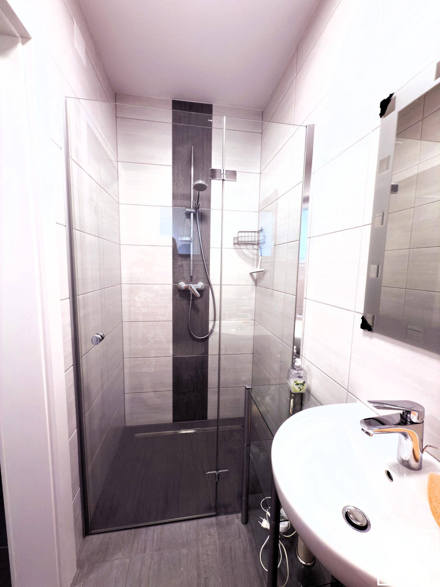 ... Dusche