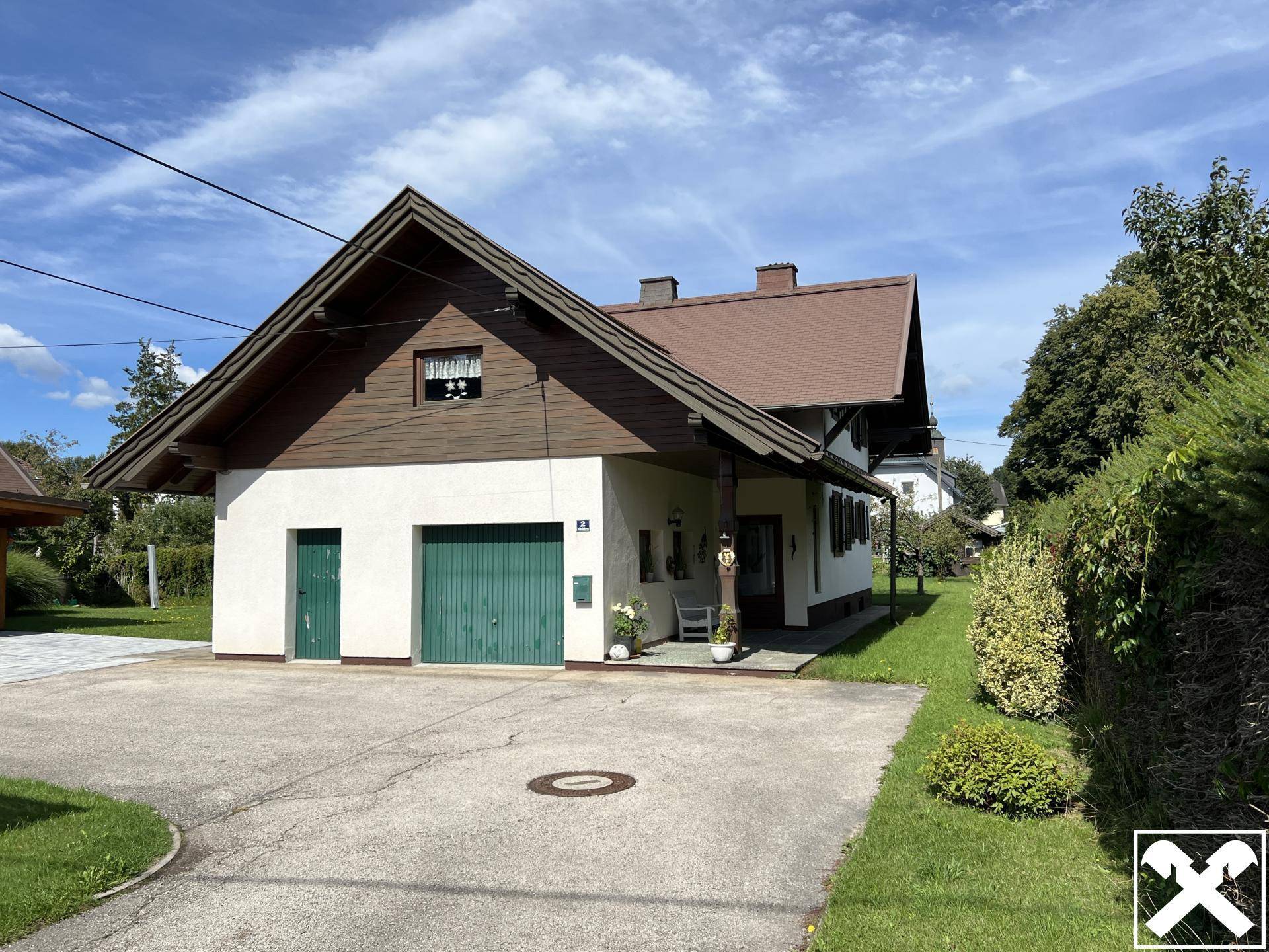 Garage, Zufahrt