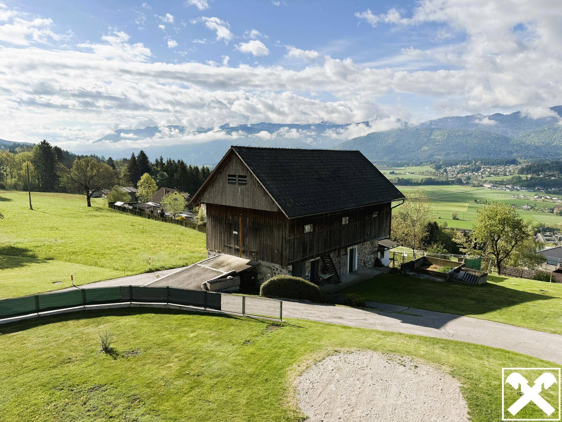 Bauernhäusl und Stall in herrlicher Aussichtslage - Ansicht 3